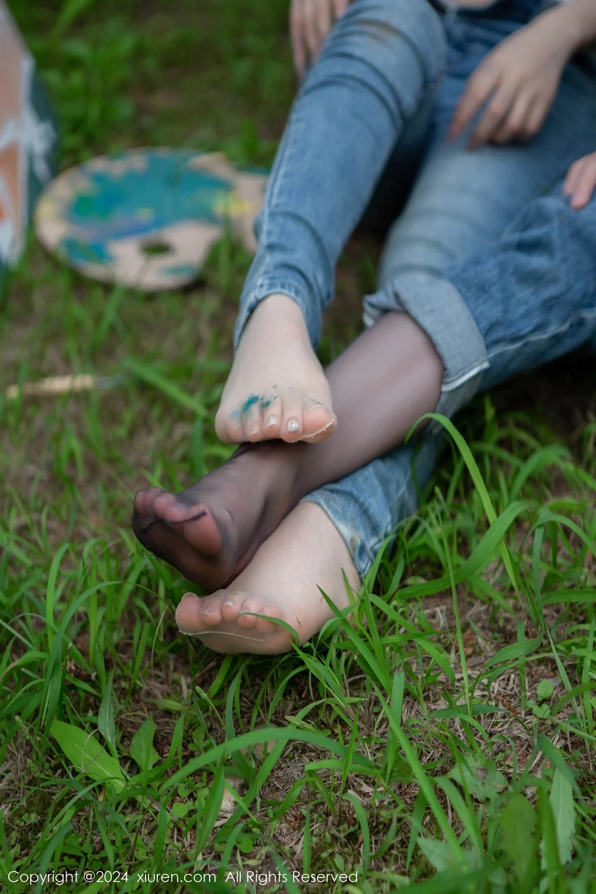 [[XiuRen秀人网]秀人网]No.8638_模特合集豆瓣酱户外性感白T配牛仔裤露超薄丝袜秀美腿诱惑写真73P