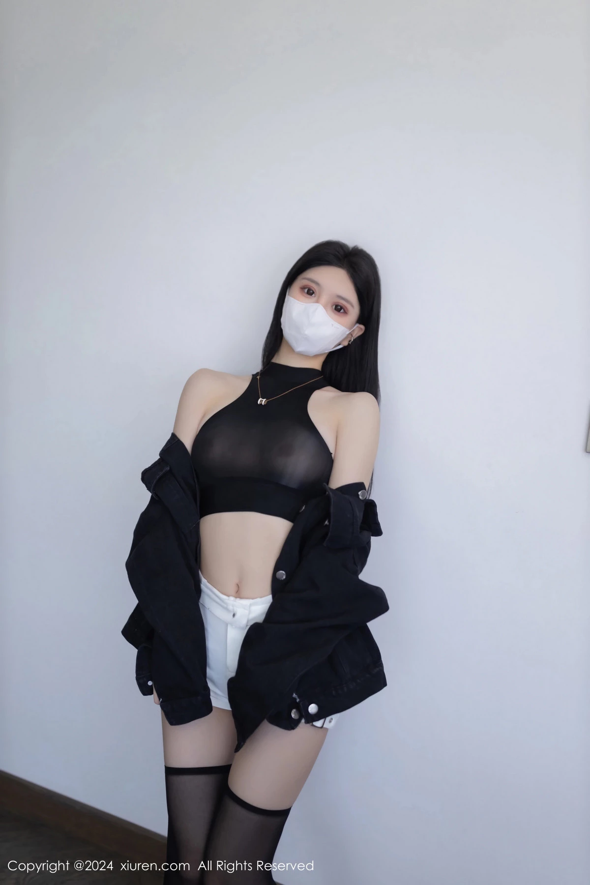 [[XiuRen秀人网]秀人网]No.8636_模特幼幼黑色外衣露性感黑色轻透内衣配黑丝袜秀美腿诱惑写真80P