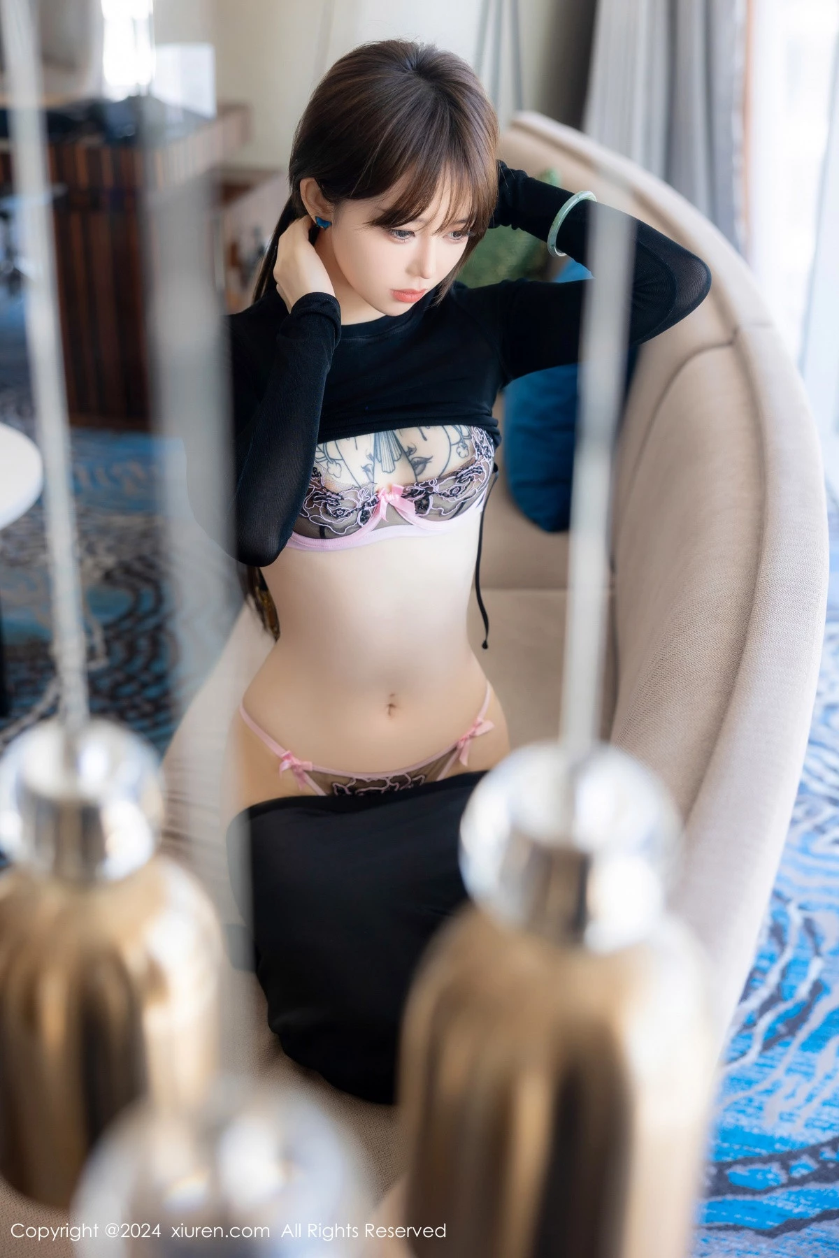 [[XiuRen秀人网]秀人网]No.8661_模特奶瓶性感黑色上衣配黑色长裙露粉黑内衣秀曼妙身姿诱惑写真83P