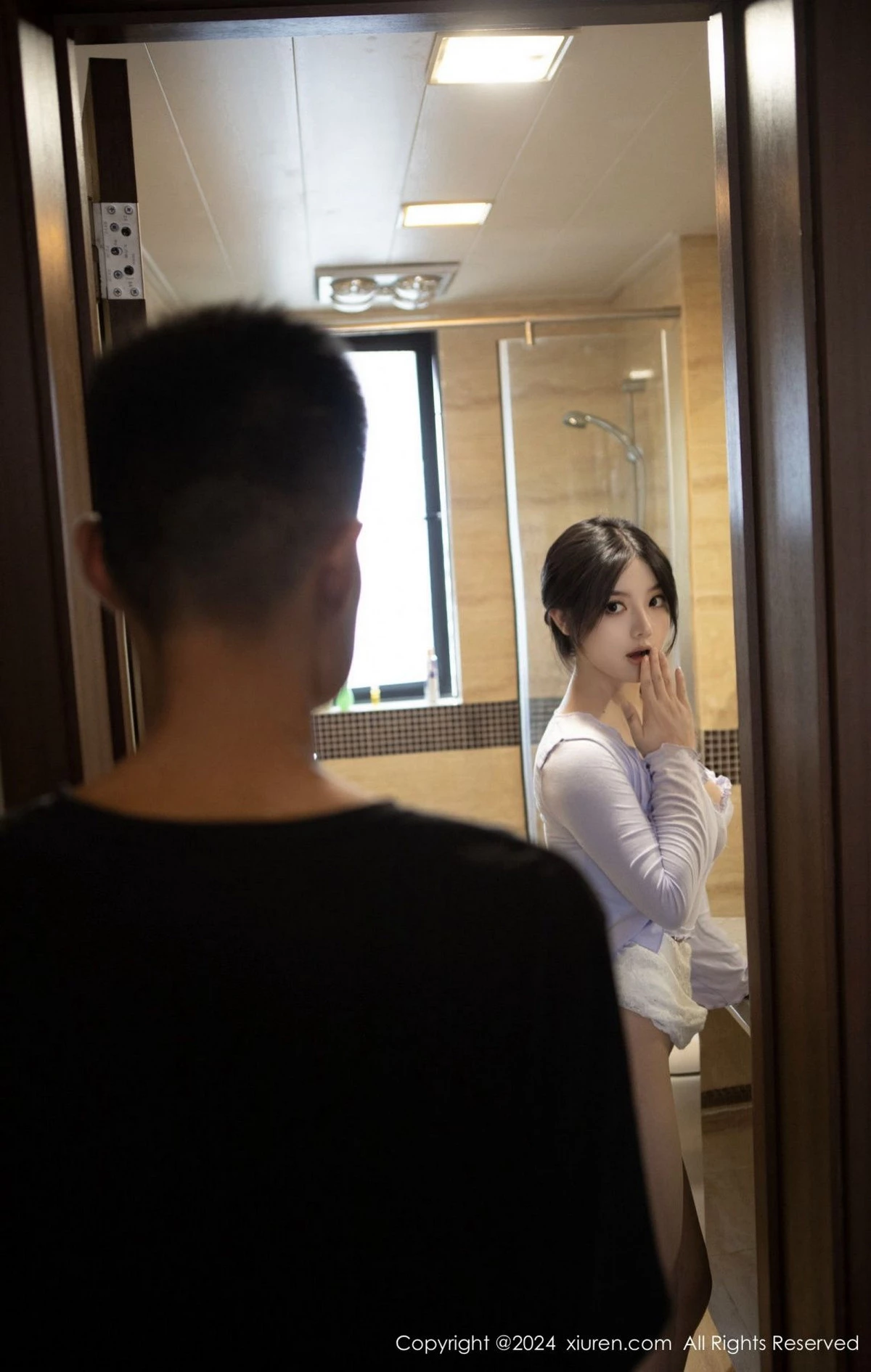 [[XiuRen秀人网]秀人网]No.8677_模特豆瓣酱场景拍摄性感浅紫上衣配超薄肉丝秀丰腴身材诱惑写真89P