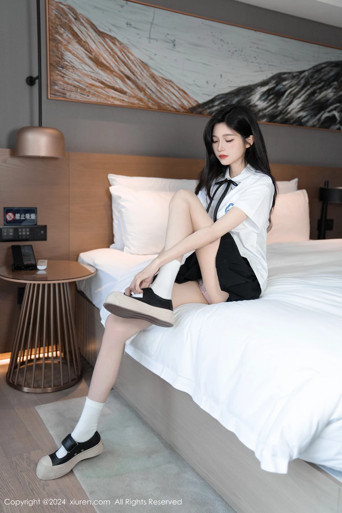 [[XiuRen秀人网]秀人网]No.8671_模特程程程性感学生制服半脱露粉色内衣秀苗条身材迷人诱惑写真90P