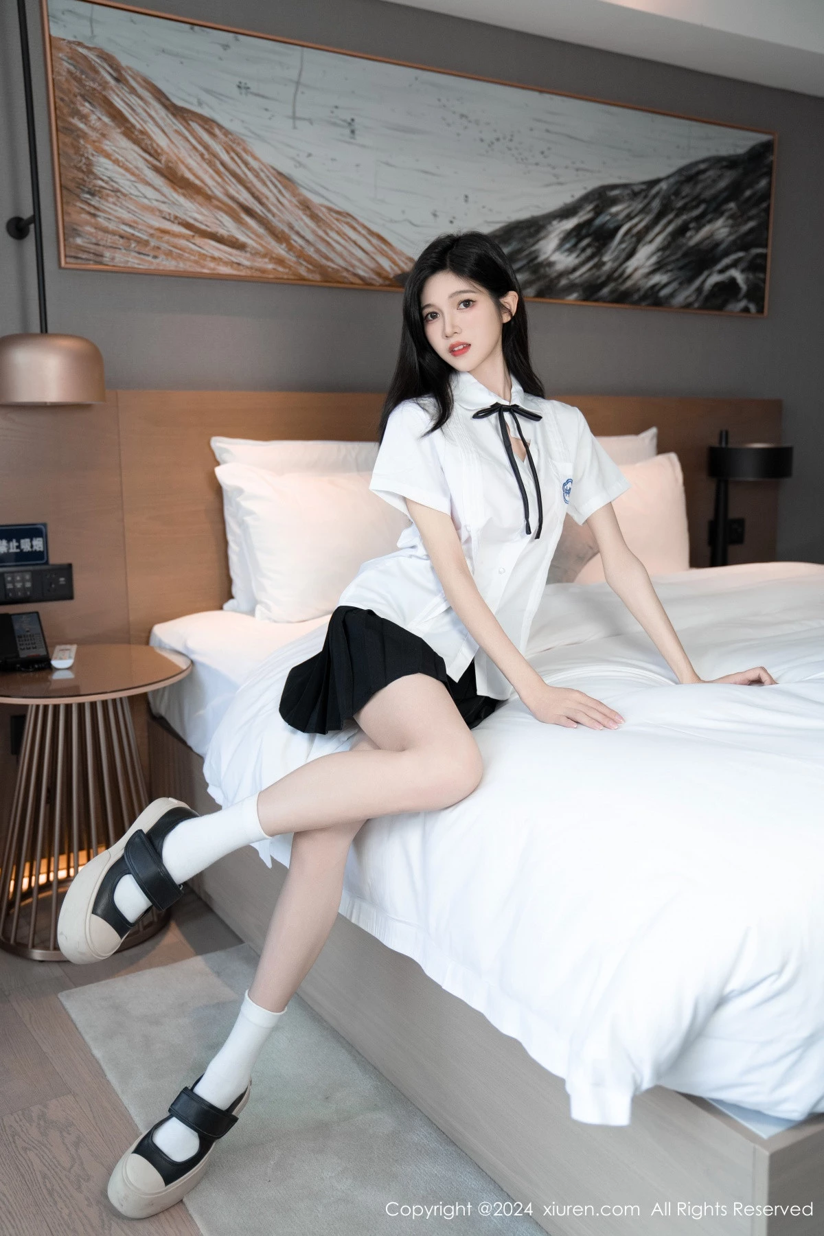 [[XiuRen秀人网]秀人网]No.8671_模特程程程性感学生制服半脱露粉色内衣秀苗条身材迷人诱惑写真90P