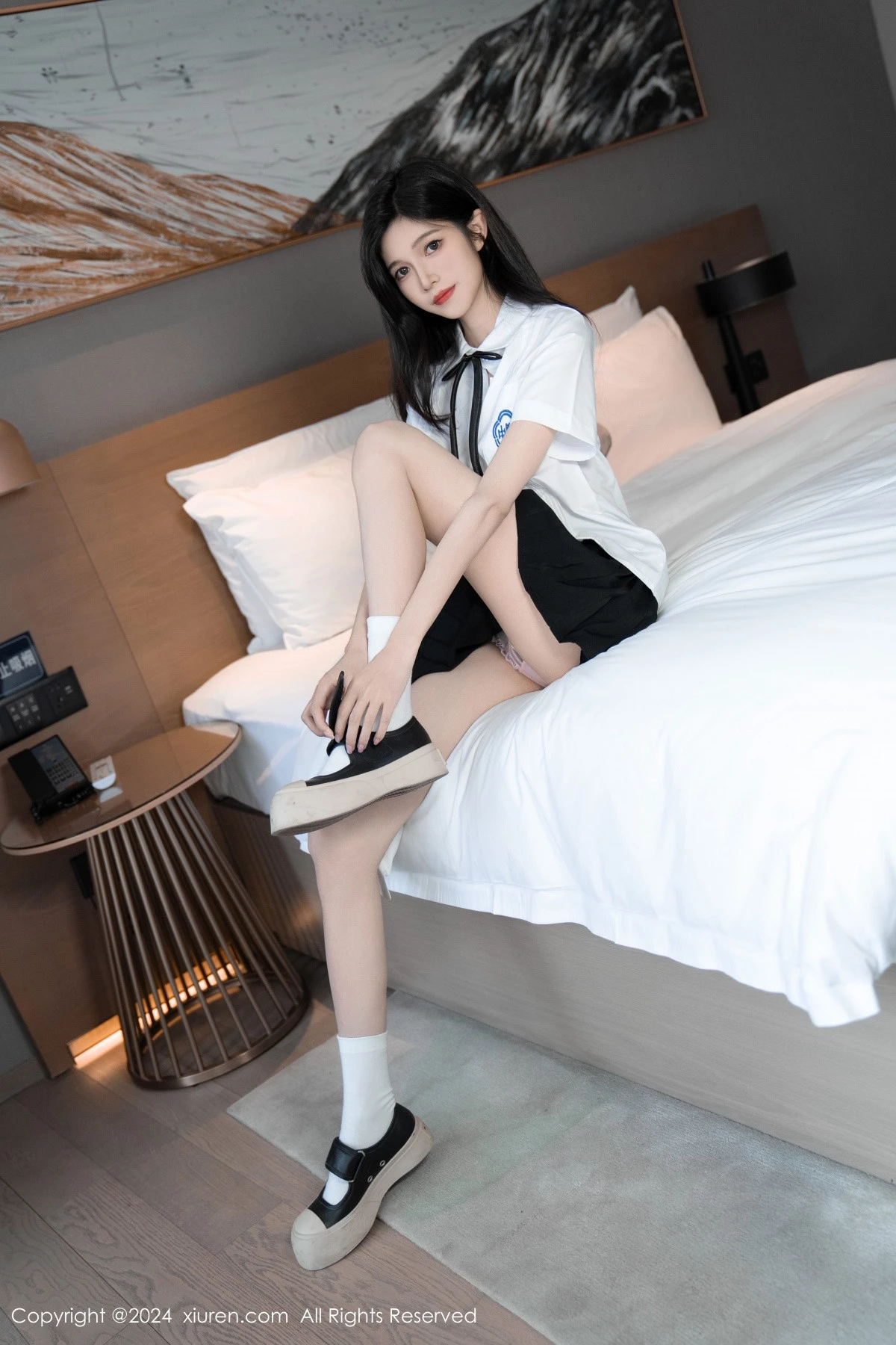 [[XiuRen秀人网]秀人网]No.8671_模特程程程性感学生制服半脱露粉色内衣秀苗条身材迷人诱惑写真90P