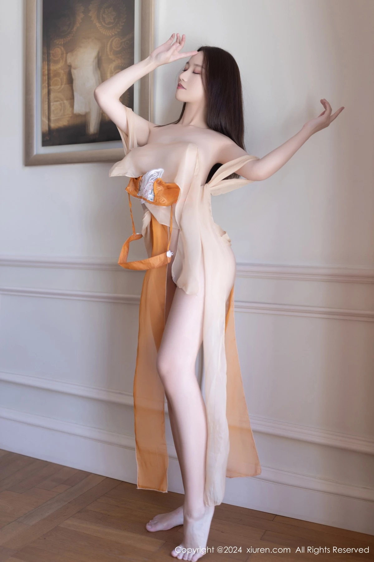 [[XiuRen秀人网]秀人网]No.8758_模特杏子Yada私房性感黄色敦煌薄纱服饰秀惹火身材完美诱惑写真83P