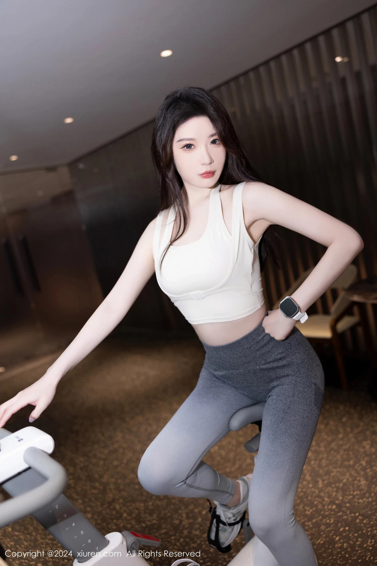 [[XiuRen秀人网]秀人网]No.8767_模特梦心玥性感灰色瑜伽裤+黑色情趣内衣秀高挑曼妙身姿迷人写真86P