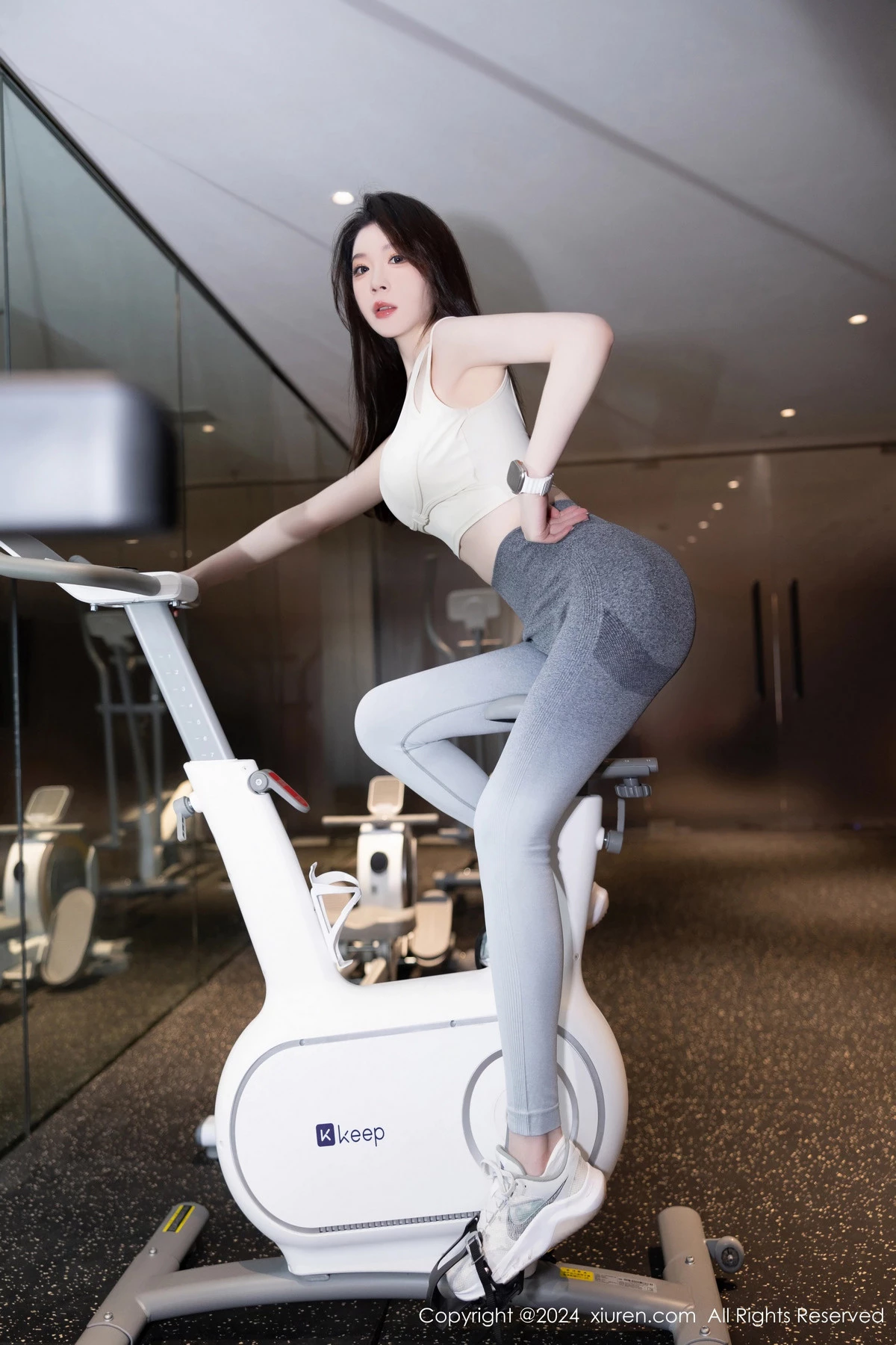 [[XiuRen秀人网]秀人网]No.8767_模特梦心玥性感灰色瑜伽裤+黑色情趣内衣秀高挑曼妙身姿迷人写真86P