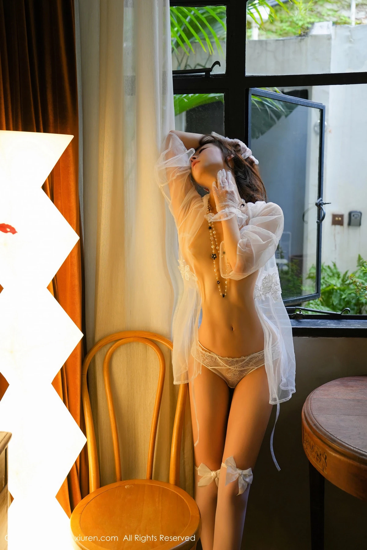 [[XiuRen秀人网]秀人网]No.8764_模特喵喵JOJO性感白色透明情趣内衣配白丝袜秀曼妙身姿诱惑写真58P