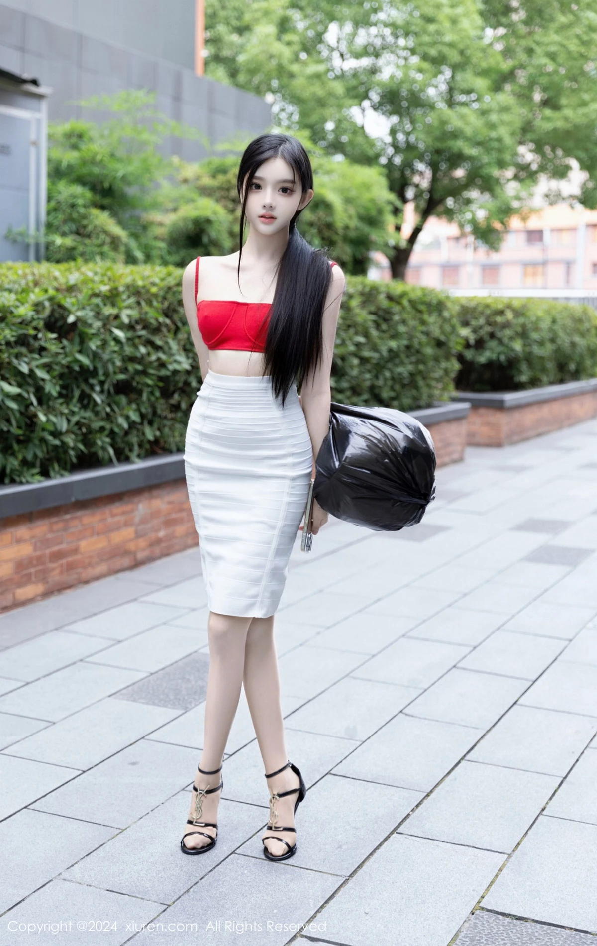 [[XiuRen秀人网]秀人网]No.8794_模特龙雪儿红色情趣内衣配白短裙露超薄肉丝秀白嫩美腿诱惑写真51P