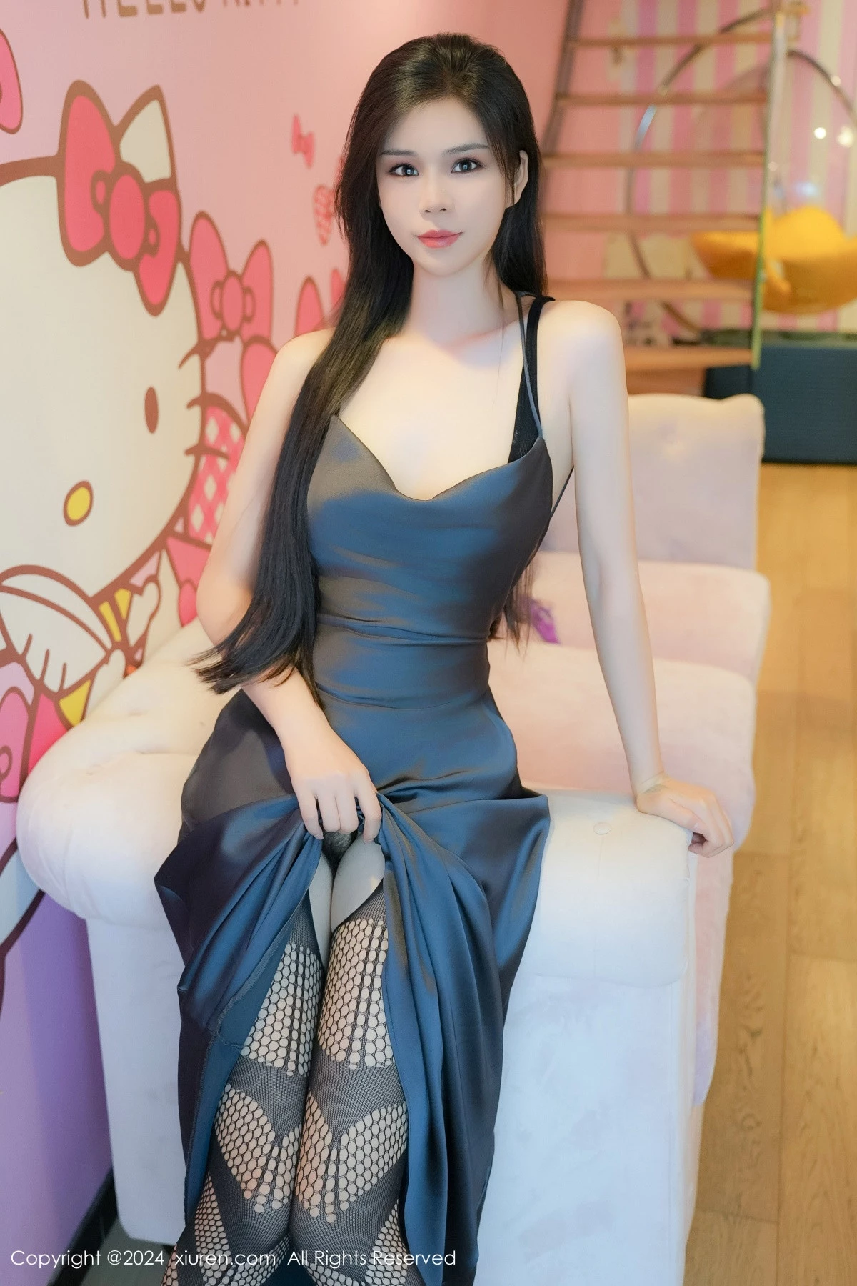 [[XiuRen秀人网]秀人网]No.8795_模特雪糕CiCi性感紫色长裙露缕空连体黑丝秀完美身材诱惑写真98P