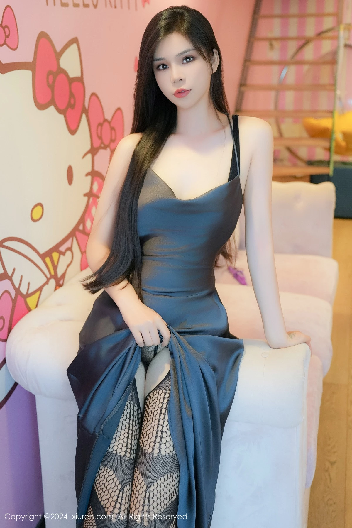 [[XiuRen秀人网]秀人网]No.8795_模特雪糕CiCi性感紫色长裙露缕空连体黑丝秀完美身材诱惑写真98P