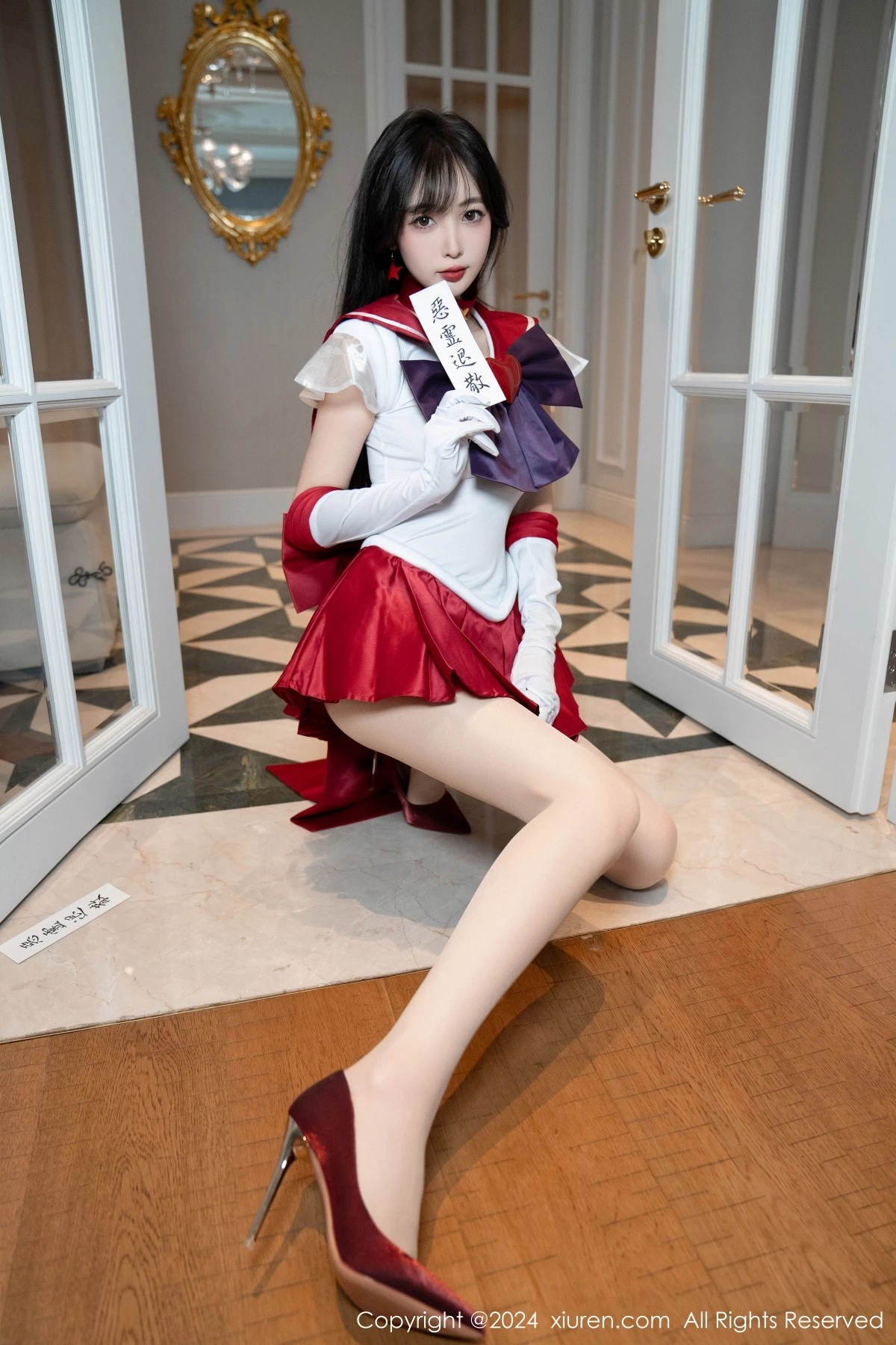 [[XiuRen秀人网]秀人网]No.8800_模特林星阑性感白色上衣配红短裙露超薄肉丝秀曼妙身姿诱惑写真80P