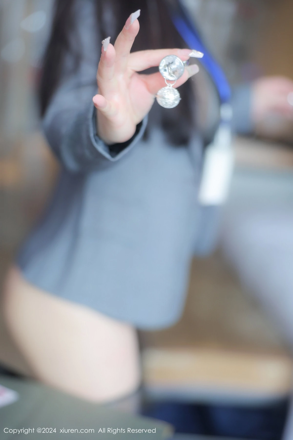 [[XiuRen秀人网]秀人网]No.8712_模特王婉悠Queen性感灰色西服露情趣内衣秀惹火身材诱惑写真82P