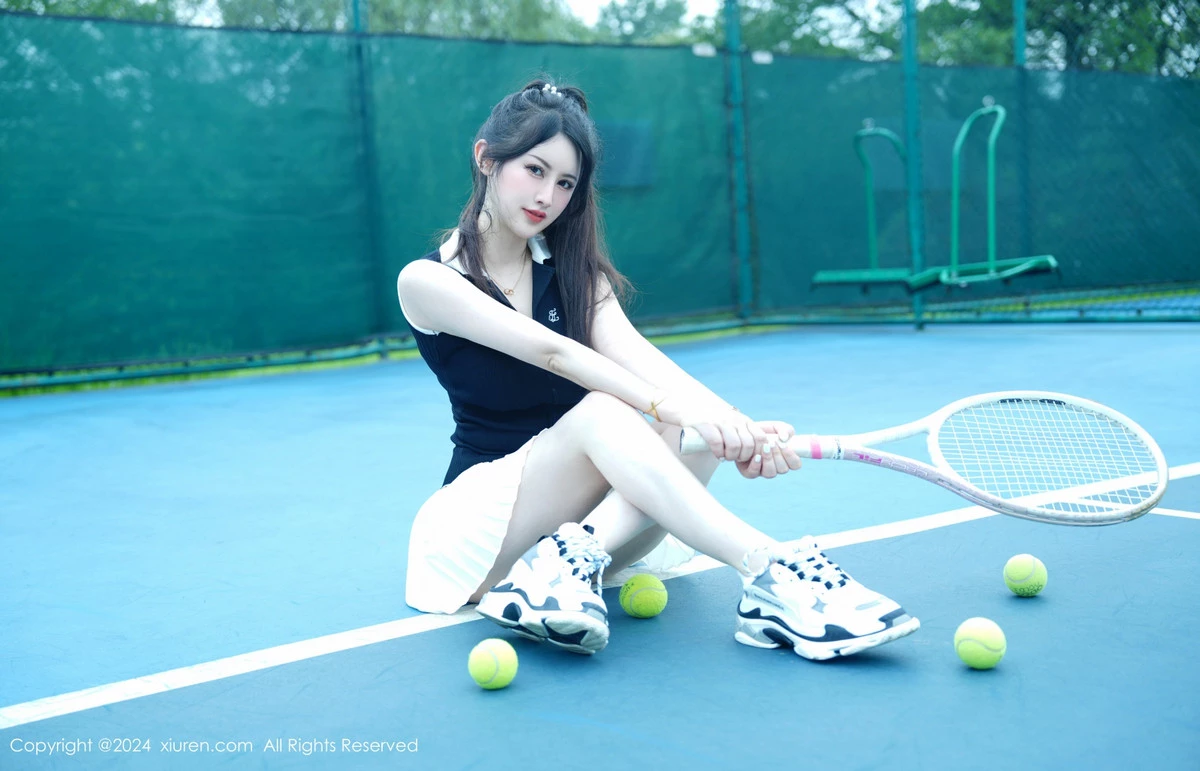 [[XiuRen秀人网]秀人网]No.8821_模特诗诗kiki户外性感运动装露粉色内衣秀丰腴身姿惹火诱惑写真74P