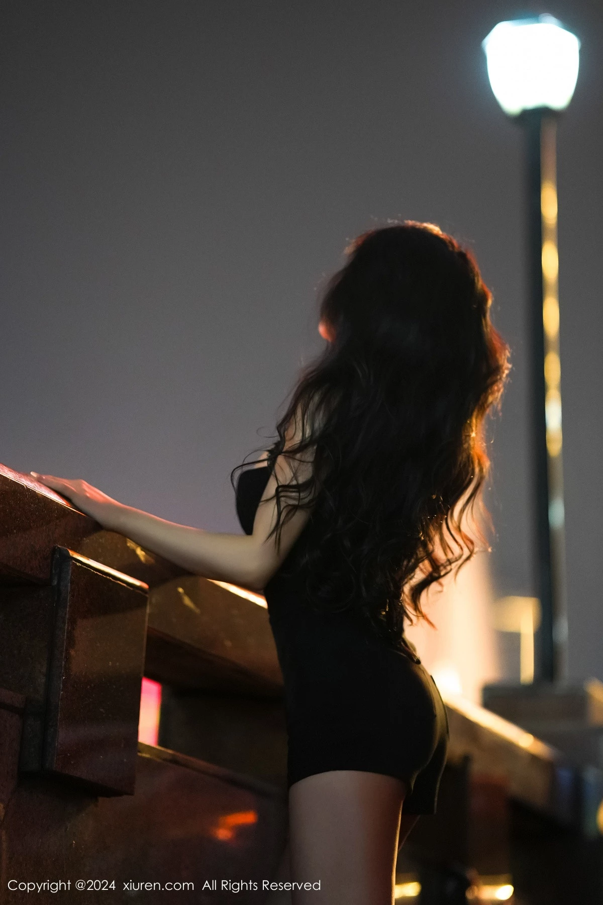 [[XiuRen秀人网]秀人网]No.8818_模特奶呼呼Moka浴室性感红色连衣短裙半脱秀丰满身材诱惑写真77P