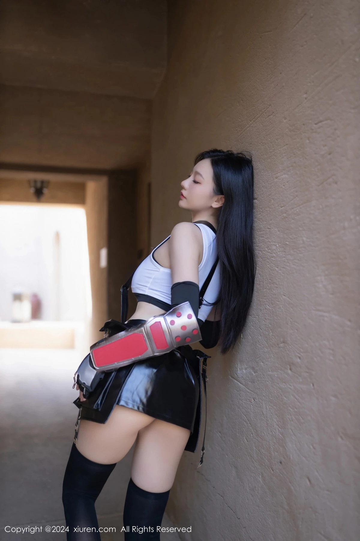 [[XiuRen秀人网]秀人网]No.8829_模特安然anran性感CosPlay蒂法服饰配黑丝袜秀柔美身姿诱惑写真80P