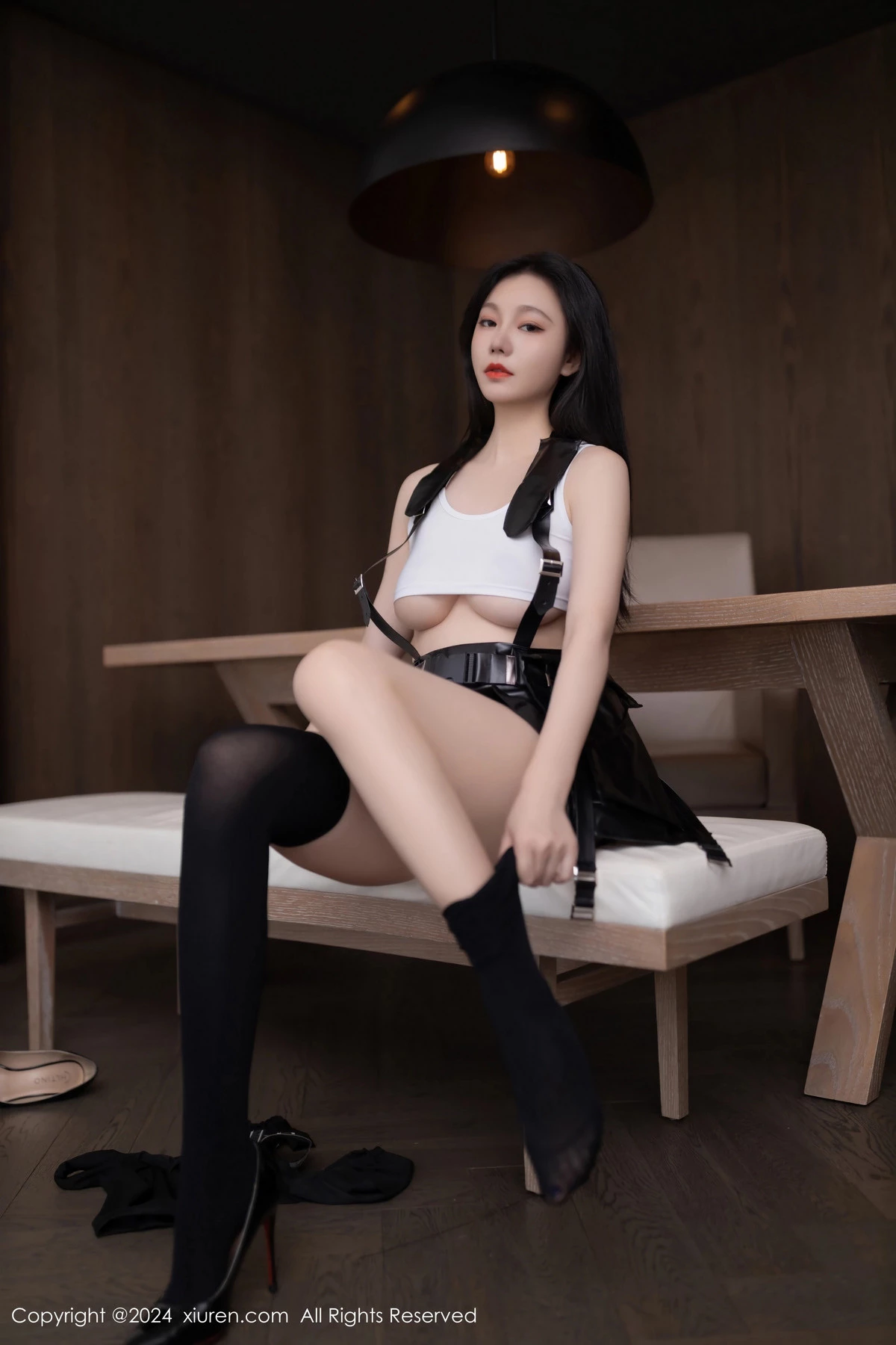 [[XiuRen秀人网]秀人网]No.8829_模特安然anran性感CosPlay蒂法服饰配黑丝袜秀柔美身姿诱惑写真80P