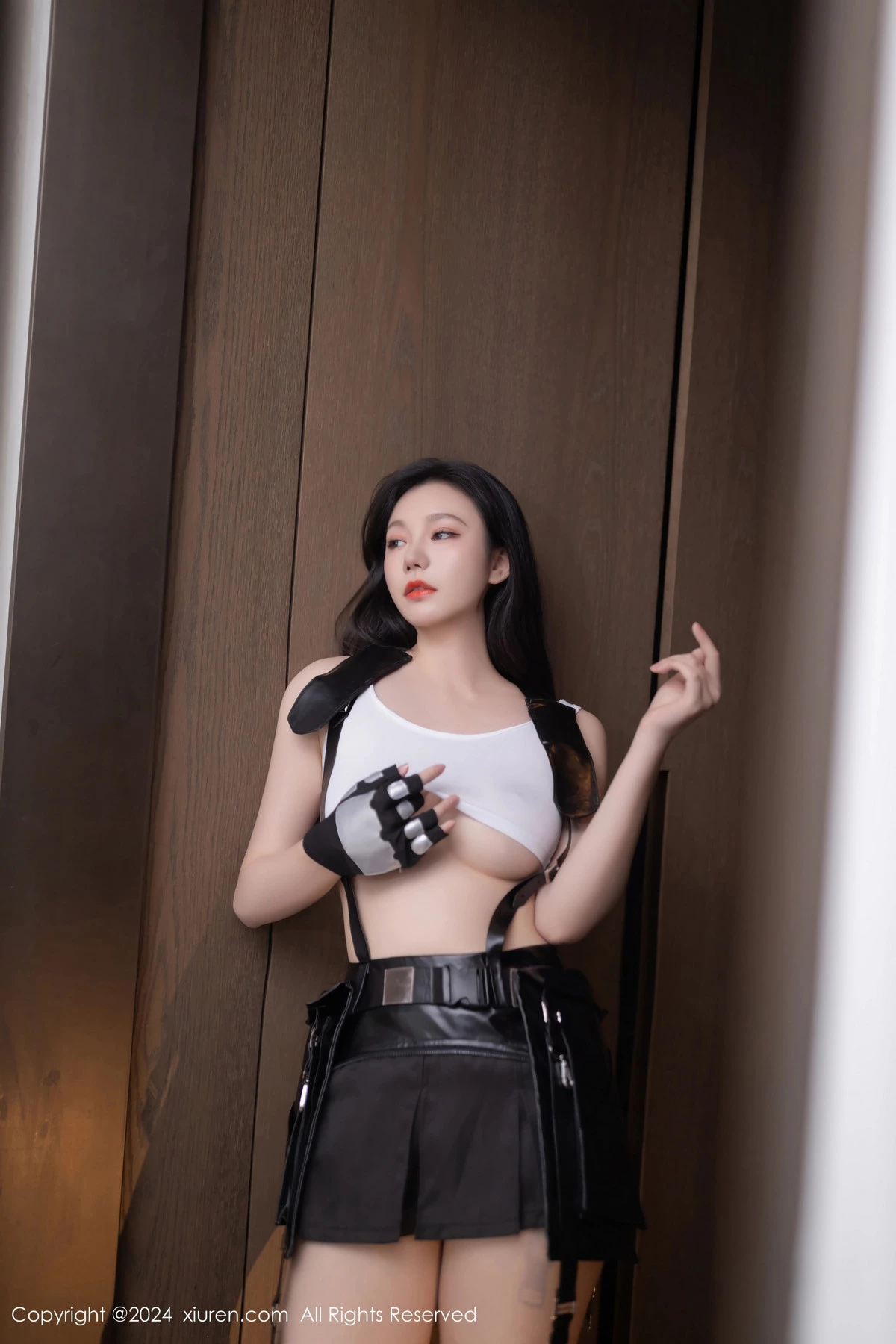 [[XiuRen秀人网]秀人网]No.8829_模特安然anran性感CosPlay蒂法服饰配黑丝袜秀柔美身姿诱惑写真80P