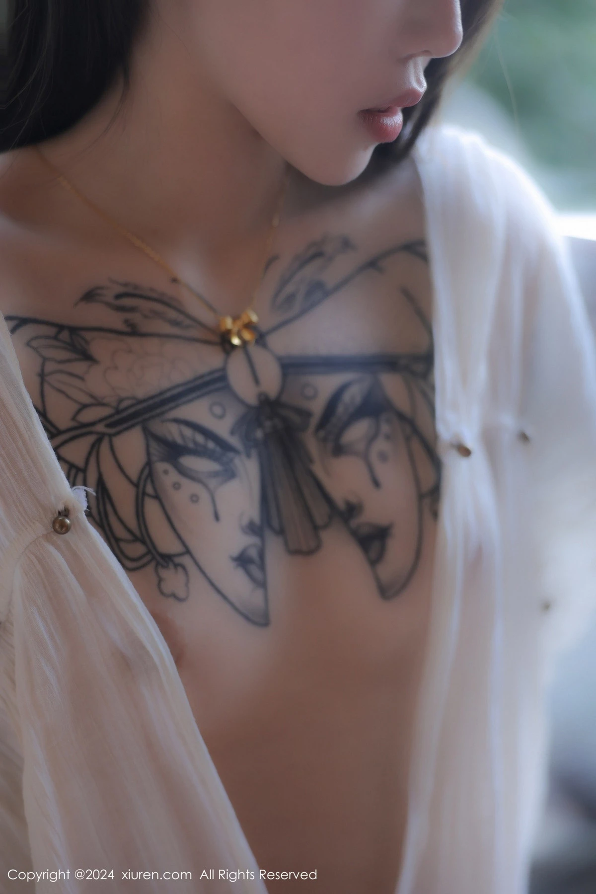 [[XiuRen秀人网]秀人网]No.8842_新人模特夏竹性感浅色连衣裙+白色薄纱服饰秀曼妙身姿诱惑写真83P