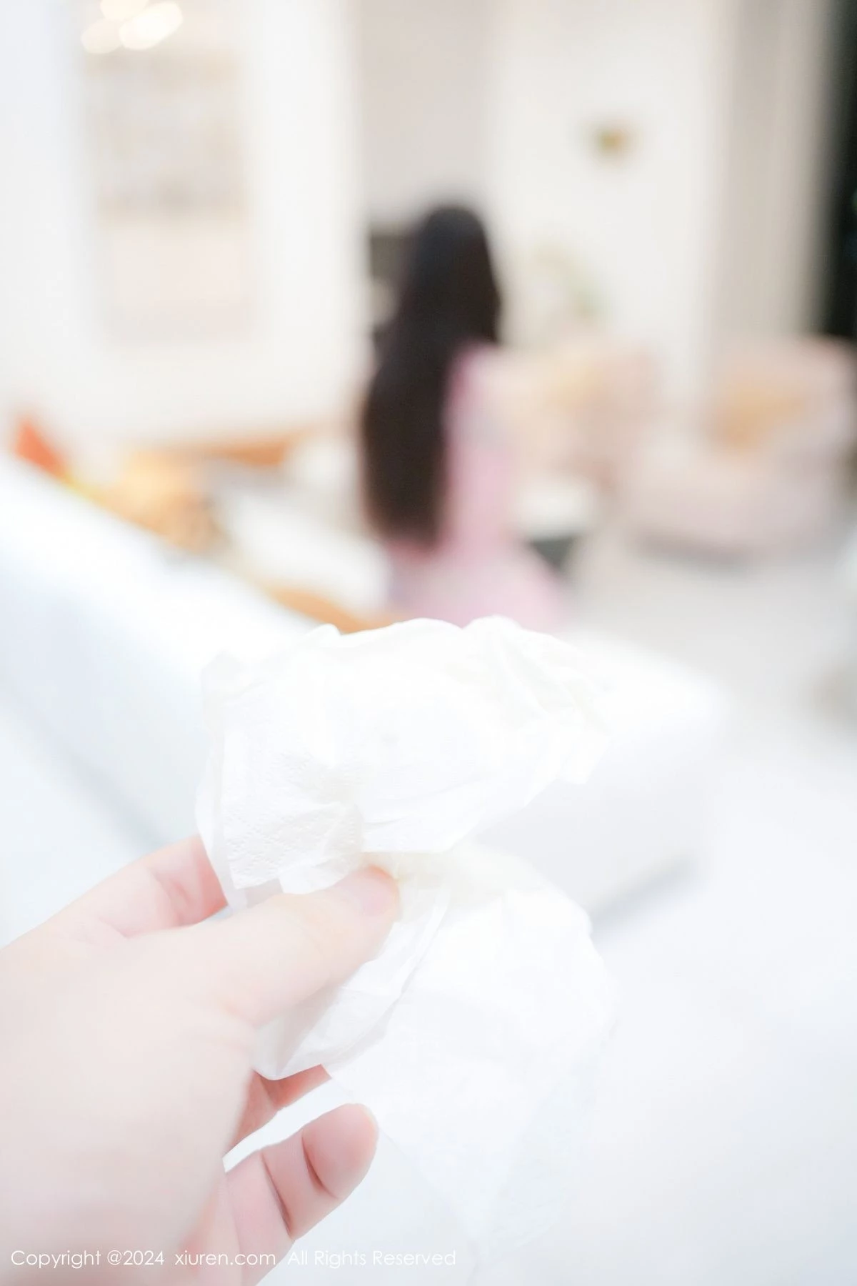 [[XiuRen秀人网]秀人网]No.8855_模特Erikaki性感浅粉色碎花裙露白色内衣秀完美身材迷人诱惑写真78P