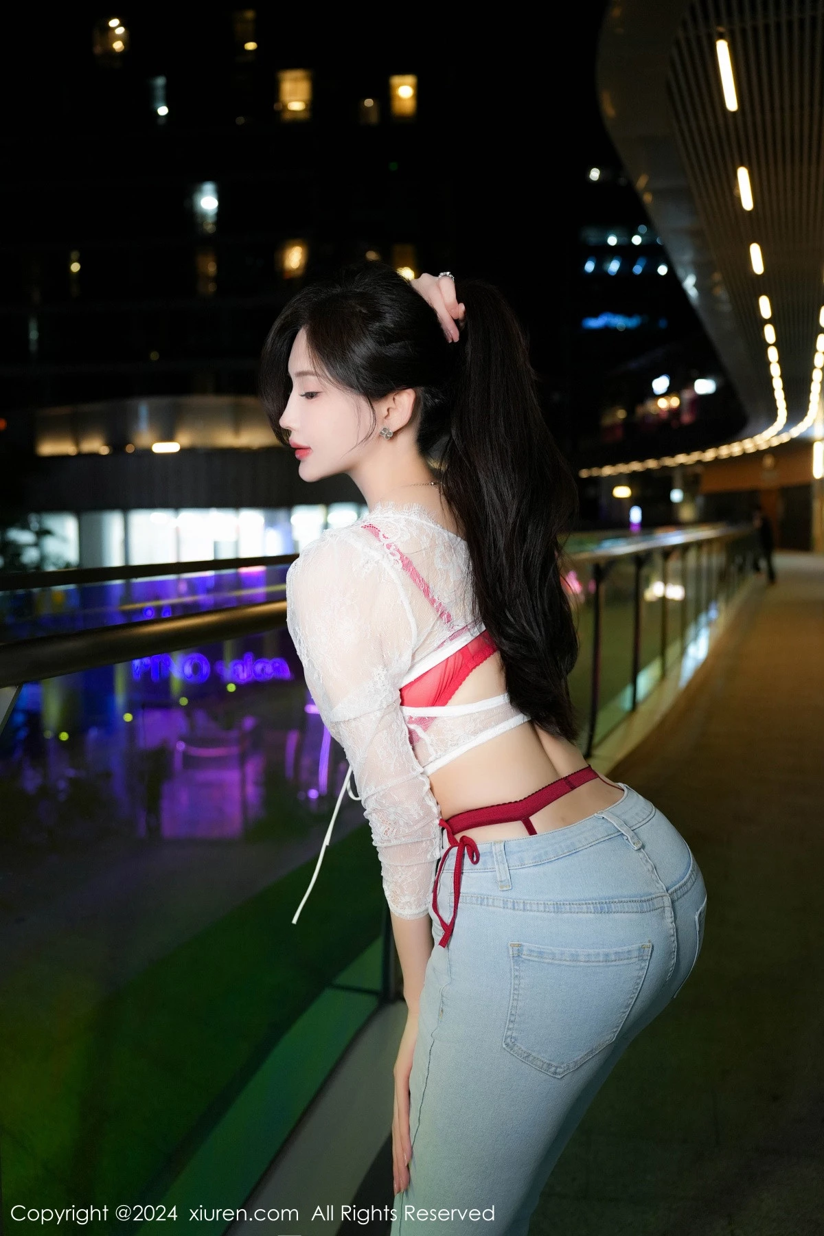 [[XiuRen秀人网]秀人网]No.8846_女神Carol周妍希X性感红色内衣配黑丝吊袜秀完美身材诱惑写真58P