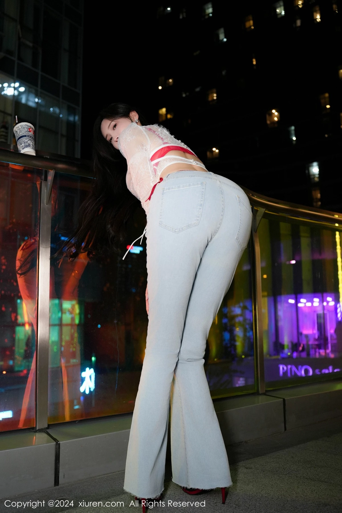 [[XiuRen秀人网]秀人网]No.8846_女神Carol周妍希X性感红色内衣配黑丝吊袜秀完美身材诱惑写真58P