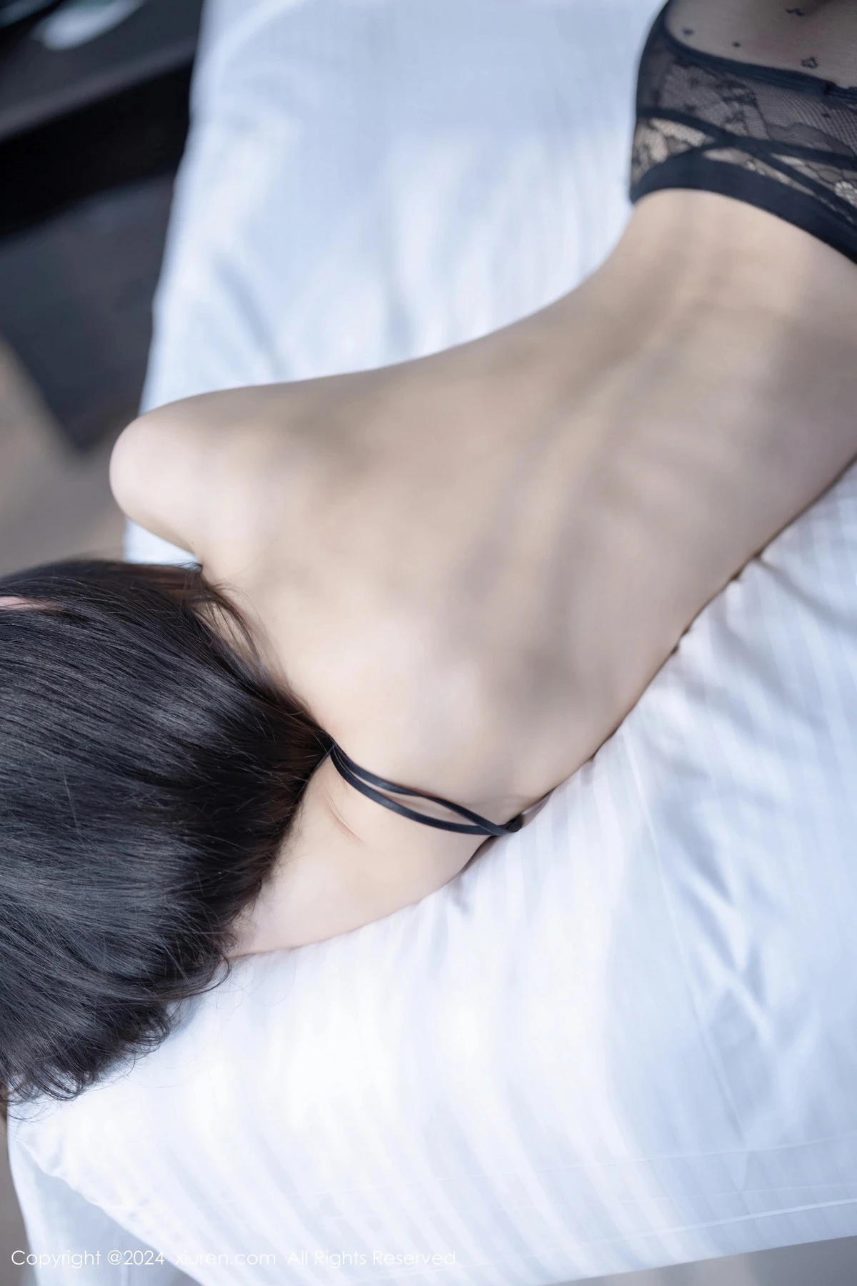 [[XiuRen秀人网]秀人网]No.8727_模特林星阑性感深色制服露黑色内衣配黑丝吊袜秀曼妙身姿诱惑写真91P