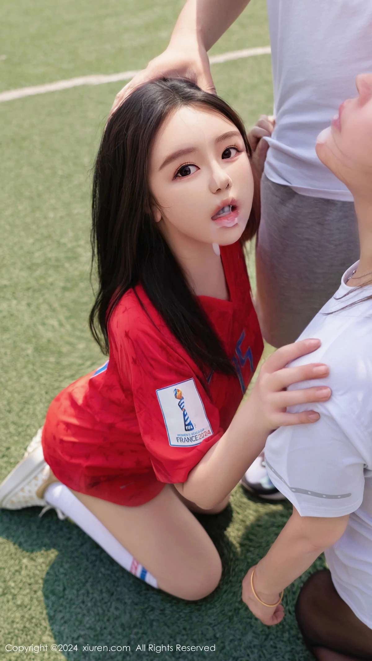 [[XiuRen秀人网]秀人网]No.8733_模特小薯条nienie足球场景性感红色足球服饰秀曼妙身姿诱惑写真87P