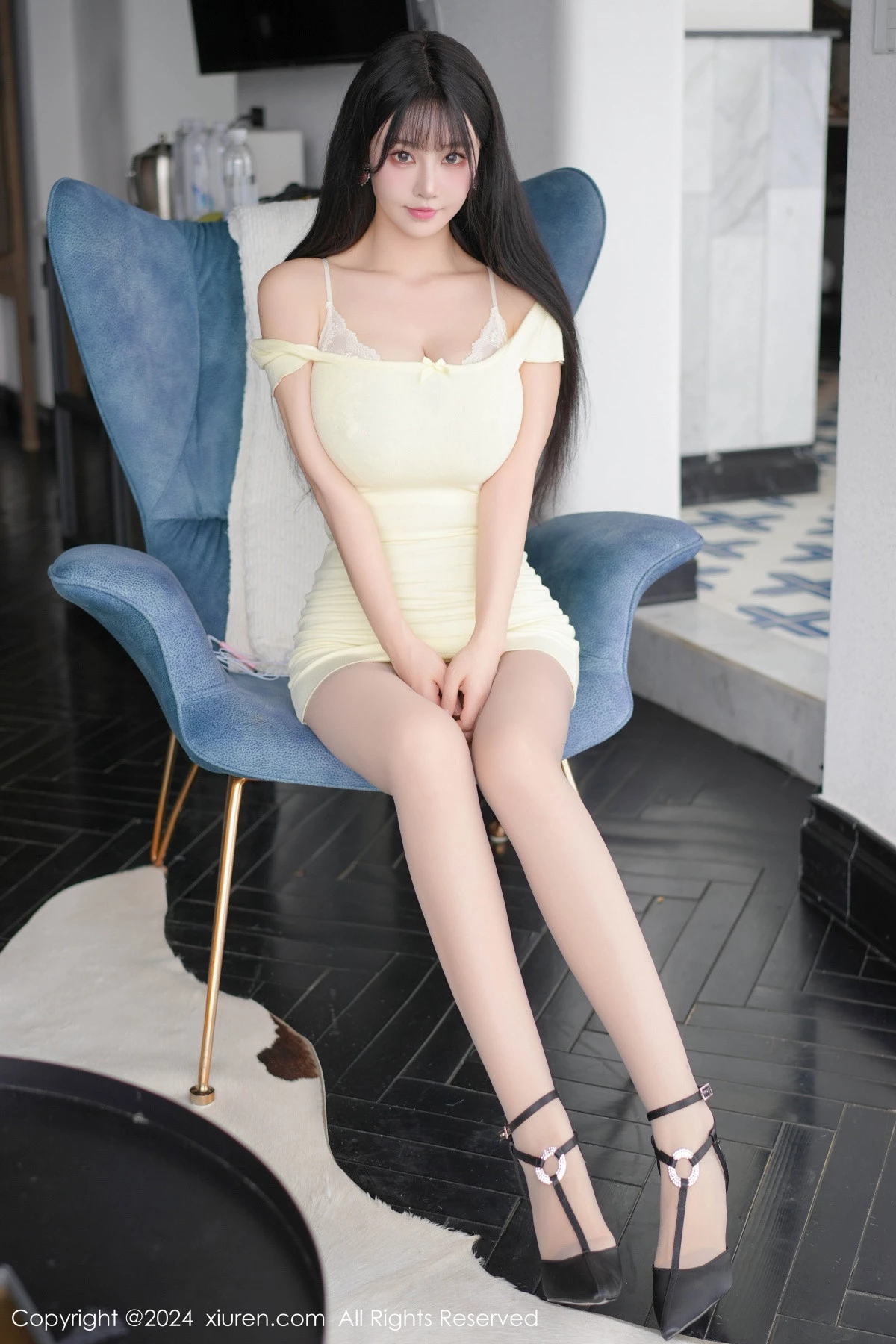 [[XiuRen秀人网]秀人网]No.8737_女神朱可儿Flora淡黄连衣短裙露白色蕾丝内衣配超薄灰丝性感写真65P