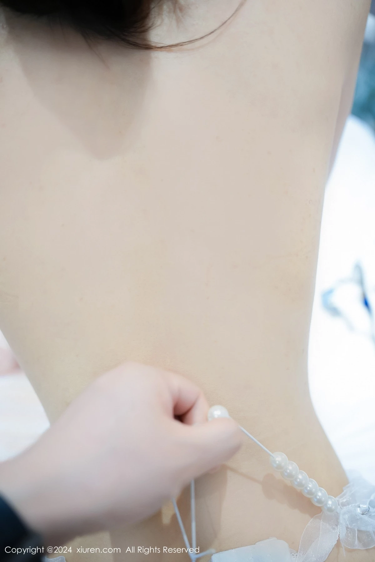 [[XiuRen秀人网]秀人网]No.8745_模特Erikaki性感空姐制服配开档肉丝露情趣内衣秀火辣身材诱惑写真81P