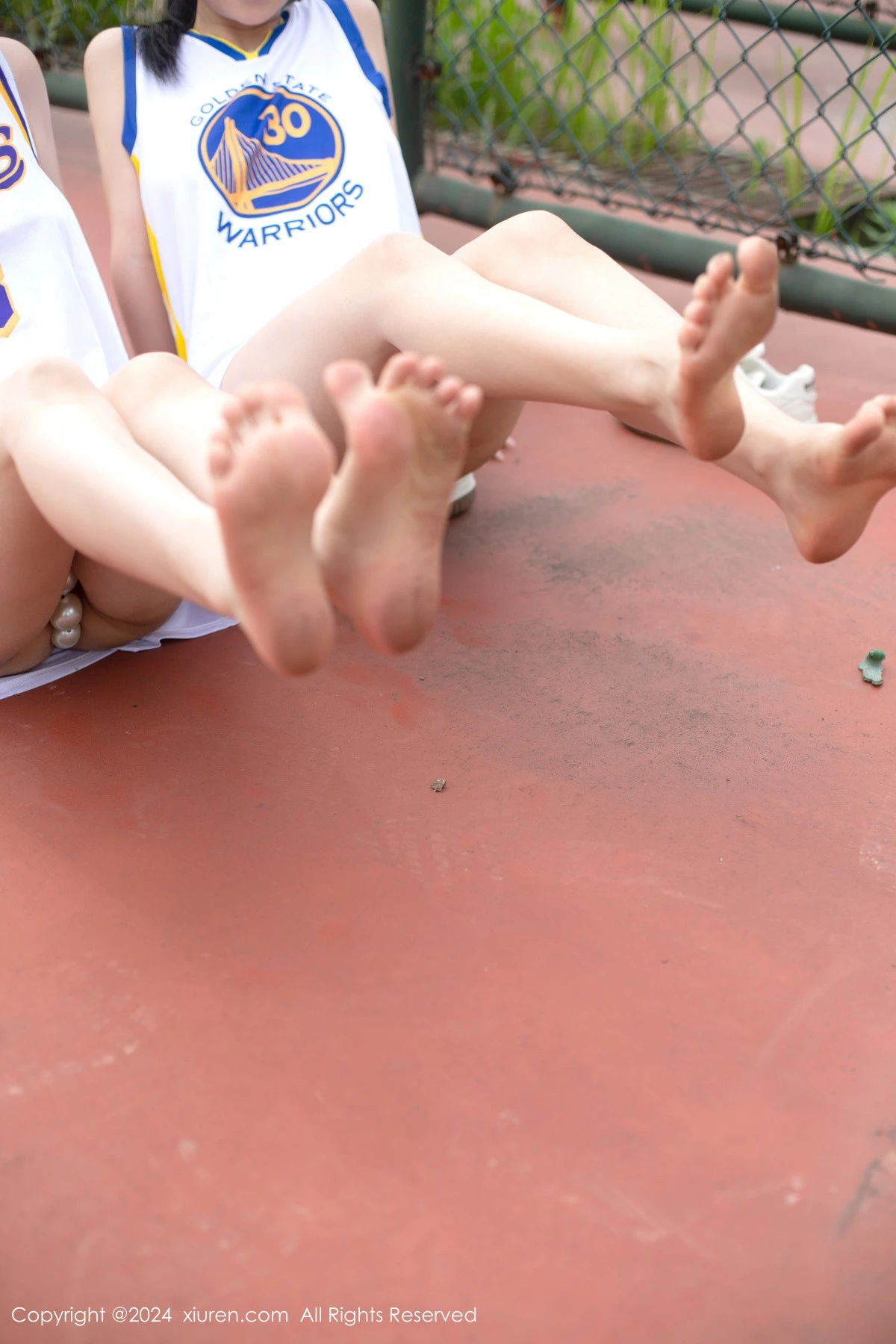 [[XiuRen秀人网]秀人网]No.8744_模特合集女神豆瓣酱蓝球场景互动性感黑色情趣内衣惹火诱惑写真83P