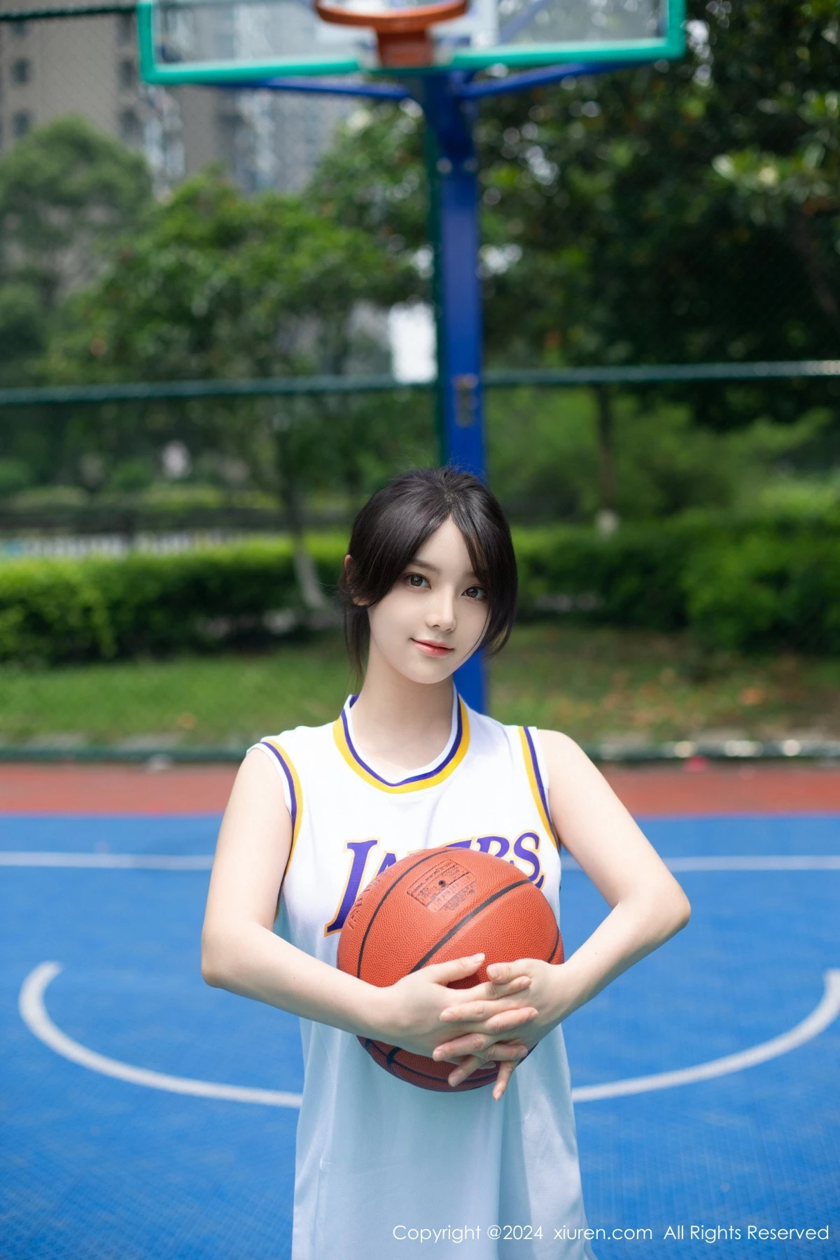 [[XiuRen秀人网]秀人网]No.8744_模特合集女神豆瓣酱蓝球场景互动性感黑色情趣内衣惹火诱惑写真83P