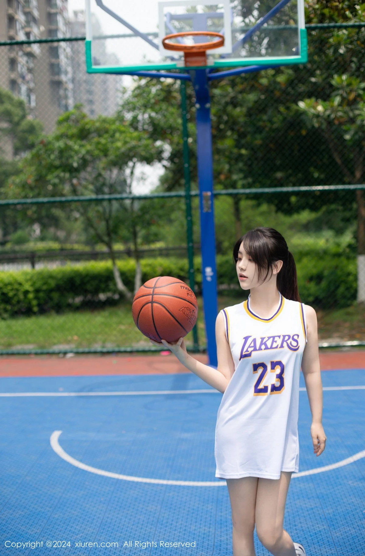 [[XiuRen秀人网]秀人网]No.8744_模特合集女神豆瓣酱蓝球场景互动性感黑色情趣内衣惹火诱惑写真83P