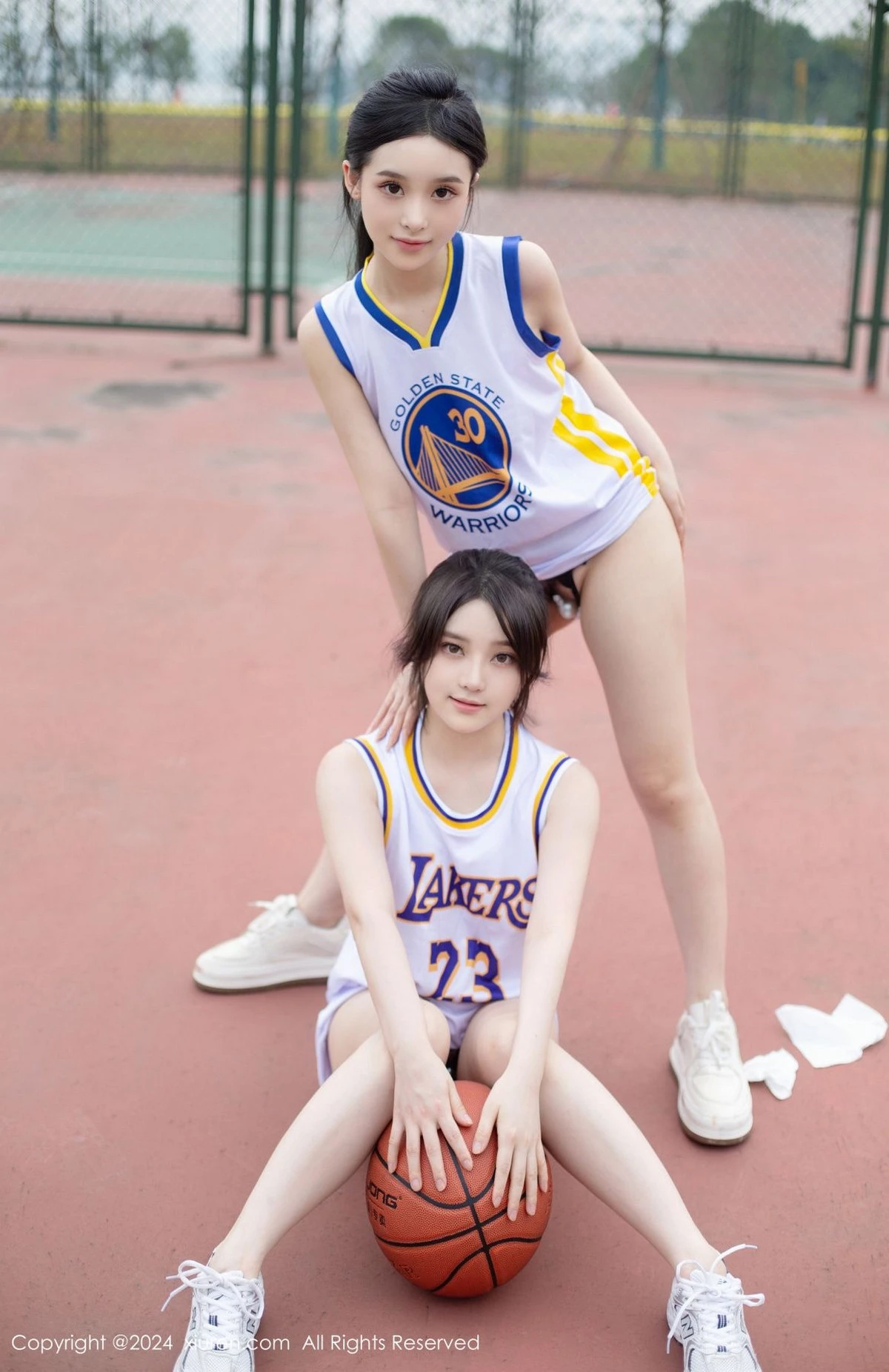 [[XiuRen秀人网]秀人网]No.8744_模特合集女神豆瓣酱蓝球场景互动性感黑色情趣内衣惹火诱惑写真83P