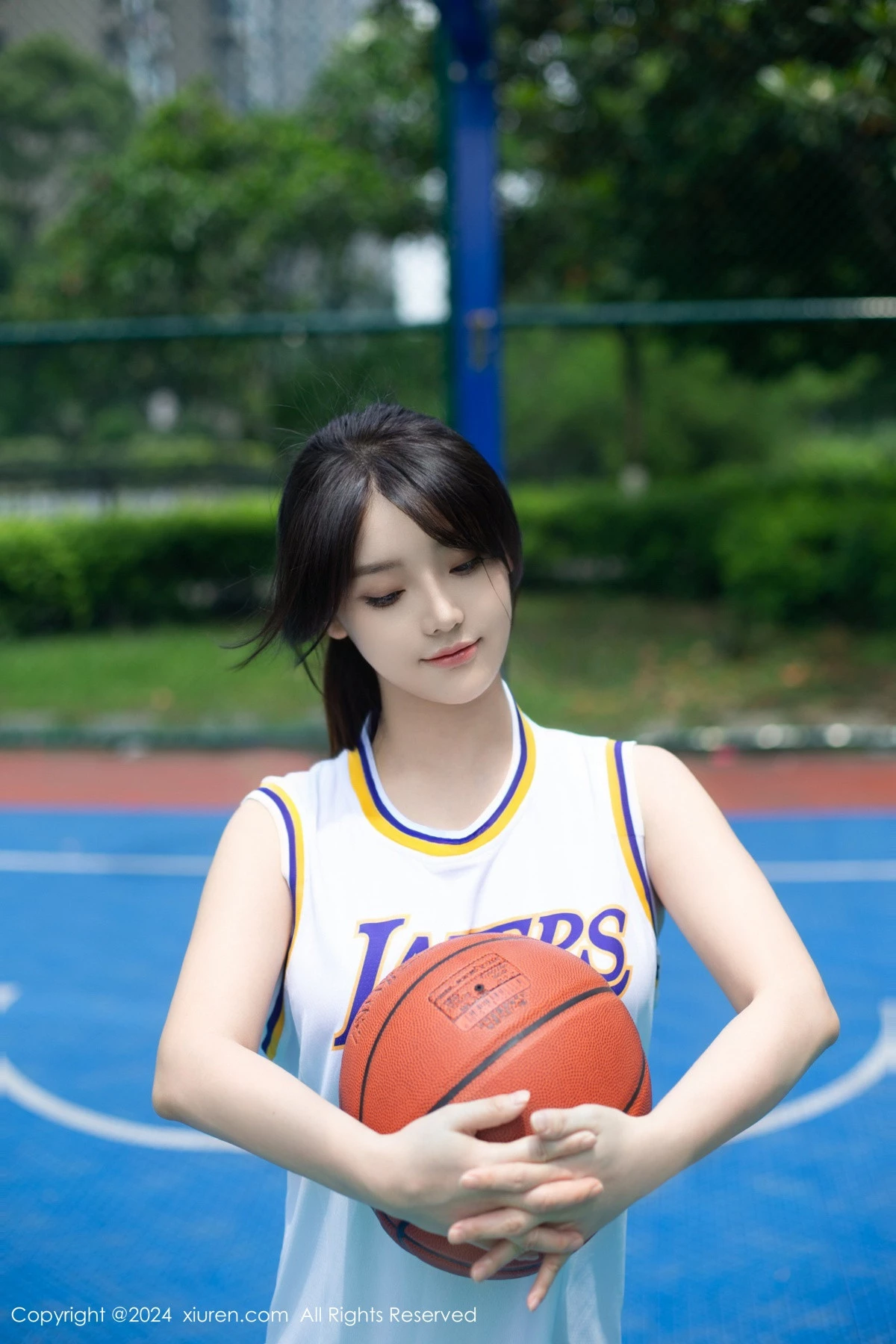 [[XiuRen秀人网]秀人网]No.8744_模特合集女神豆瓣酱蓝球场景互动性感黑色情趣内衣惹火诱惑写真83P