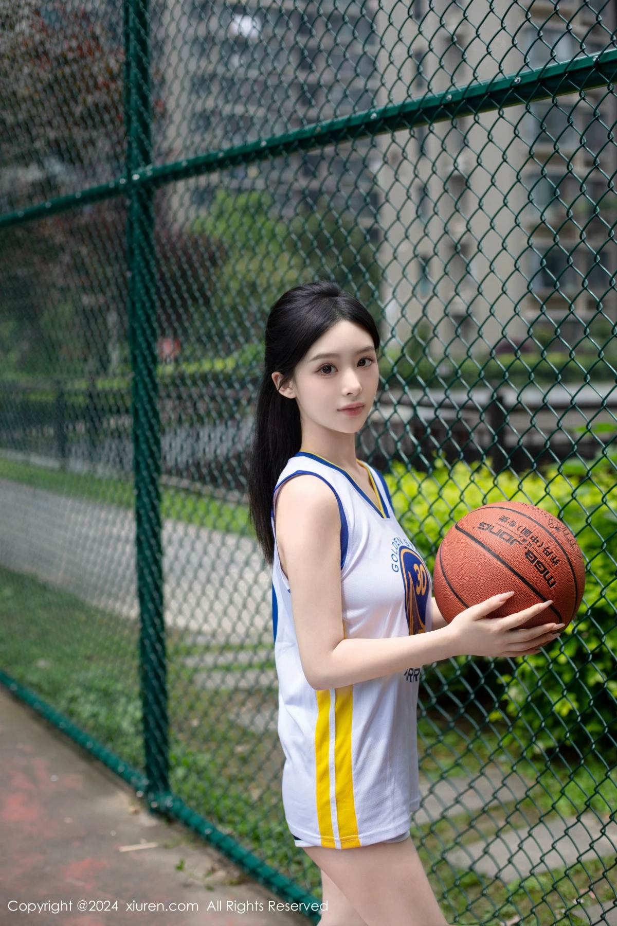 [[XiuRen秀人网]秀人网]No.8744_模特合集女神豆瓣酱蓝球场景互动性感黑色情趣内衣惹火诱惑写真83P