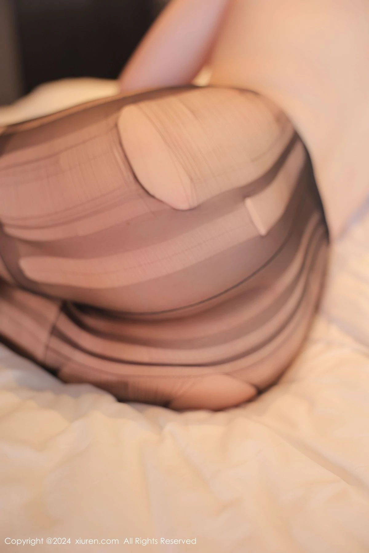 [[XiuRen秀人网]秀人网]No.8929_新人模特潘多拉哦性感黑色情趣服饰配超薄黑丝秀完美身材诱惑写真84P