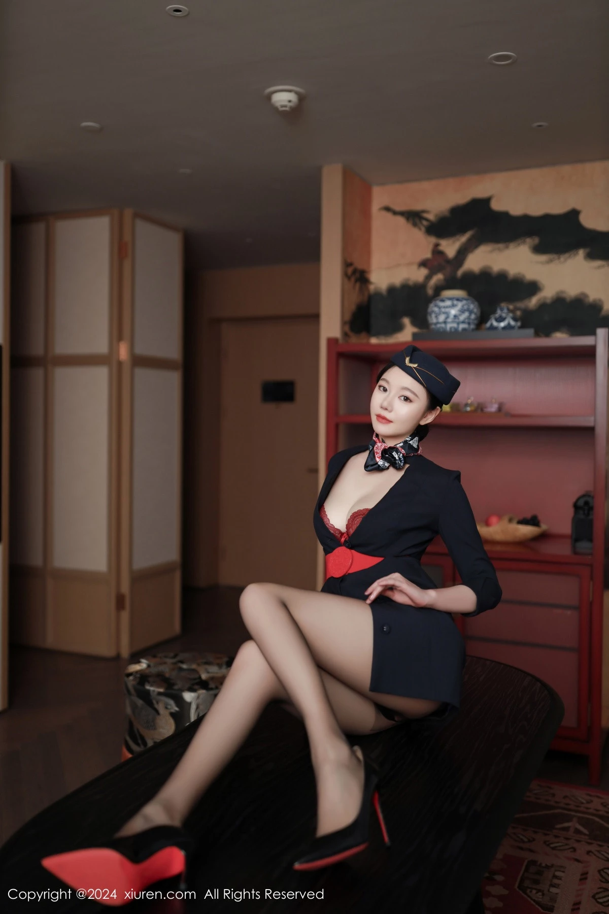 [[XiuRen秀人网]秀人网]No.8942_模特安然anran性感空姐制服露红色内衣配超薄黑丝撩人诱惑写真79P