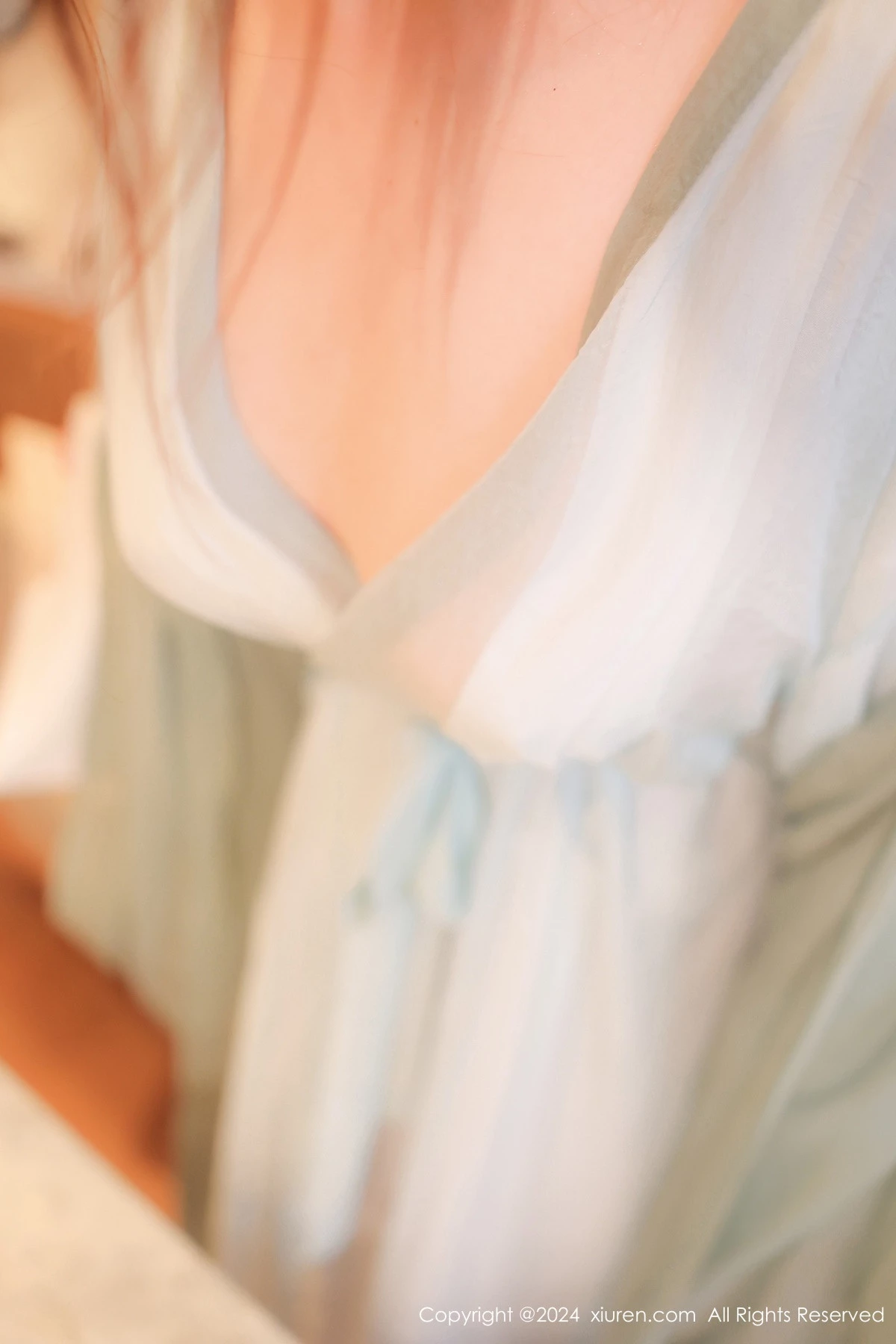 [[XiuRen秀人网]秀人网]No.8937_模特蛋蛋宝私房性感绿色古装服饰配超薄肉丝秀丰腴身姿诱惑写真83P