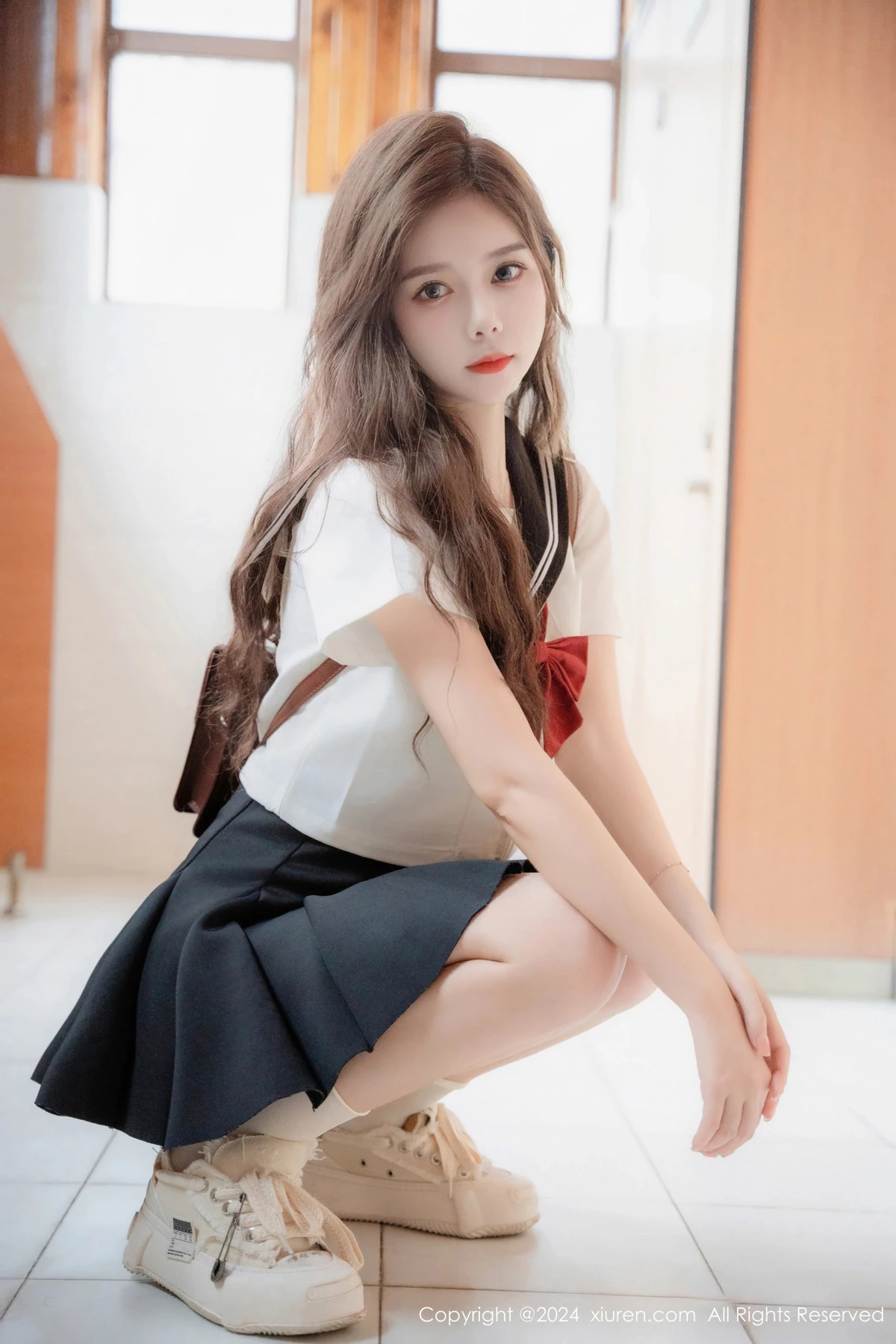 [[XiuRen秀人网]秀人网]No.8948_新人模特拍黄瓜girl性感JK制服露白色蕾丝内衣秀曼妙身姿诱惑写真81P