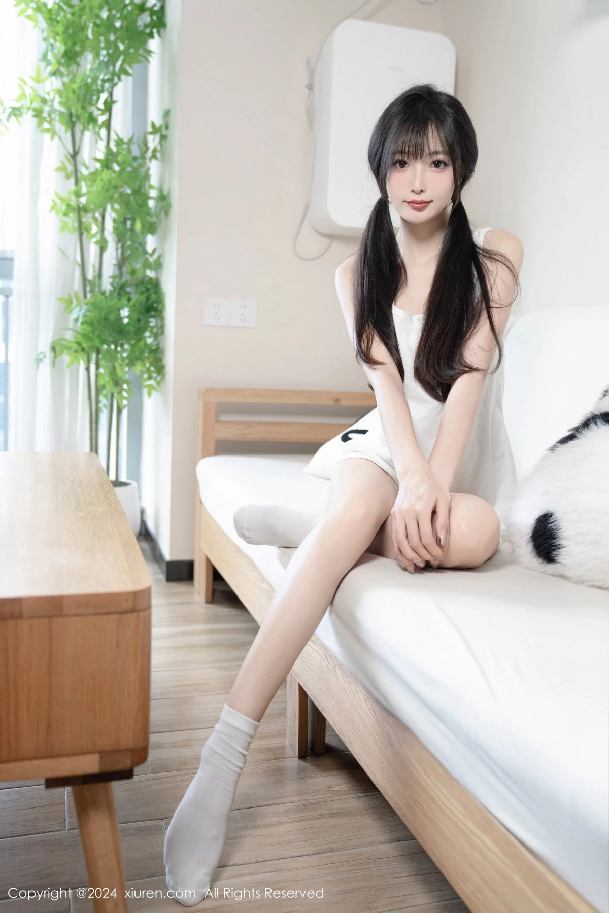 [[XiuRen秀人网]秀人网]No.8952_模特林星阑双马尾主题性感白色情趣内衣秀曼妙身姿撩人诱惑写真83P