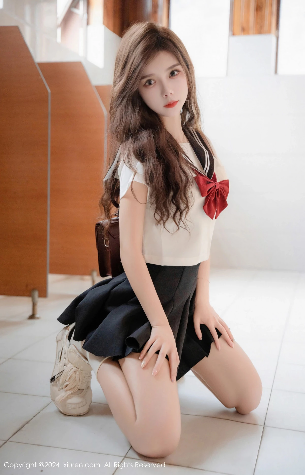 [[XiuRen秀人网]秀人网]No.8948_新人模特拍黄瓜girl性感JK制服露白色蕾丝内衣秀曼妙身姿诱惑写真81P