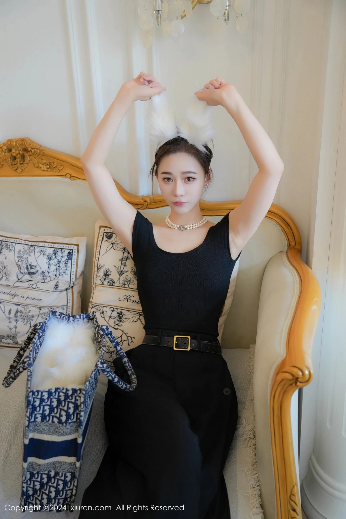 [[XiuRen秀人网]秀人网]No.8955_模特喵喵JOJO黑色连衣裙露白色情趣内衣秀曼妙身姿诱惑写真80P