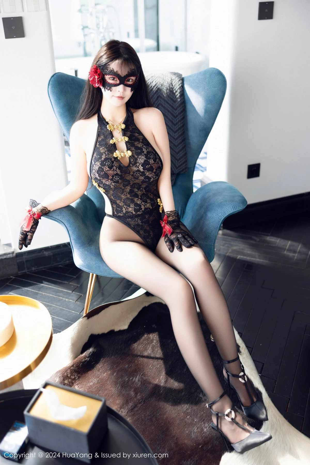 [HuaYang花漾]Vol.597_女神朱可儿Flora黑色薄纱蕾丝连体衣配黑丝袜秀丰满身材诱惑写真93P
