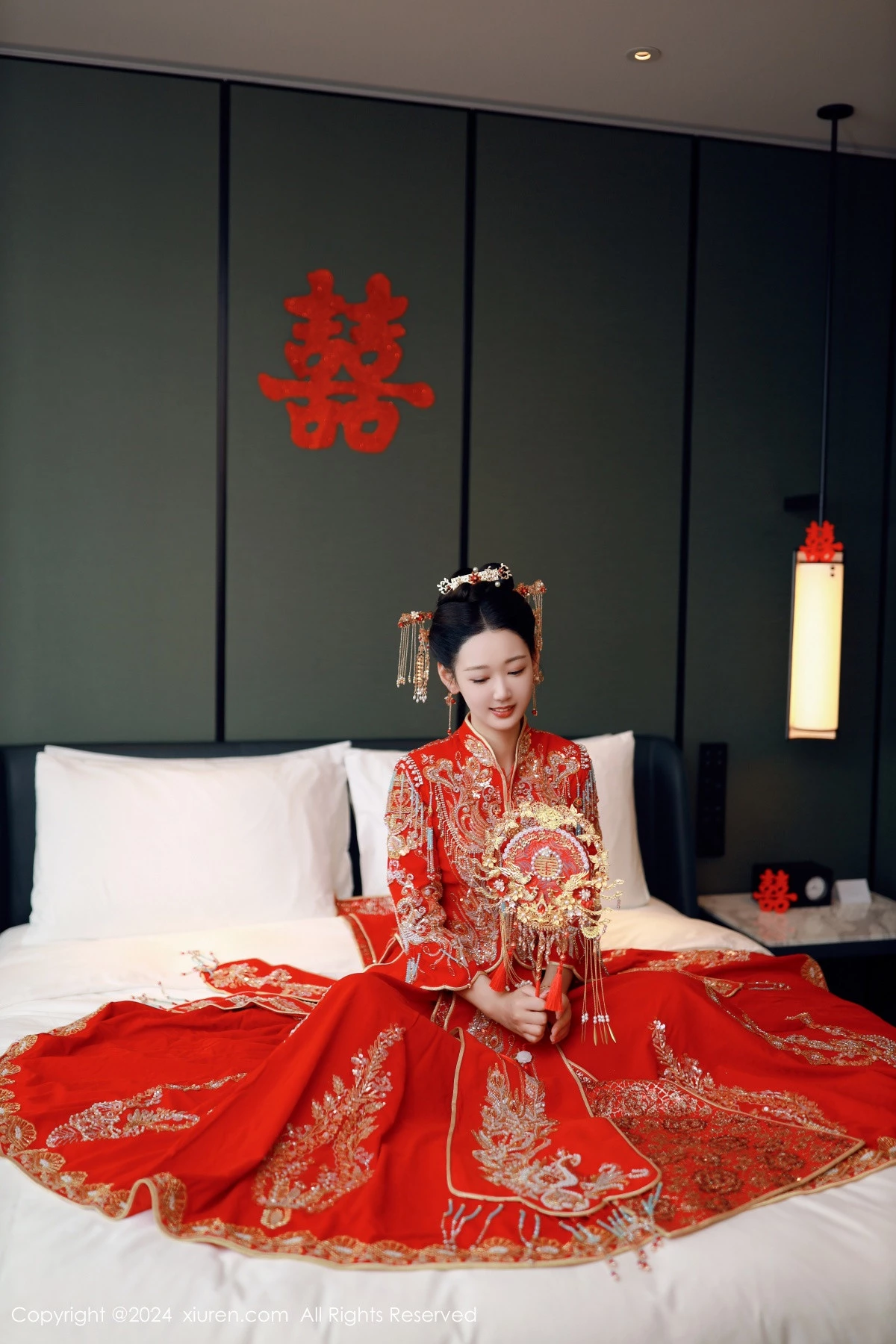 [[XiuRen秀人网]秀人网]No.8972_模特唐安琪性感红色新娘服饰露红色内衣配超薄肉丝撩人诱惑写真79P