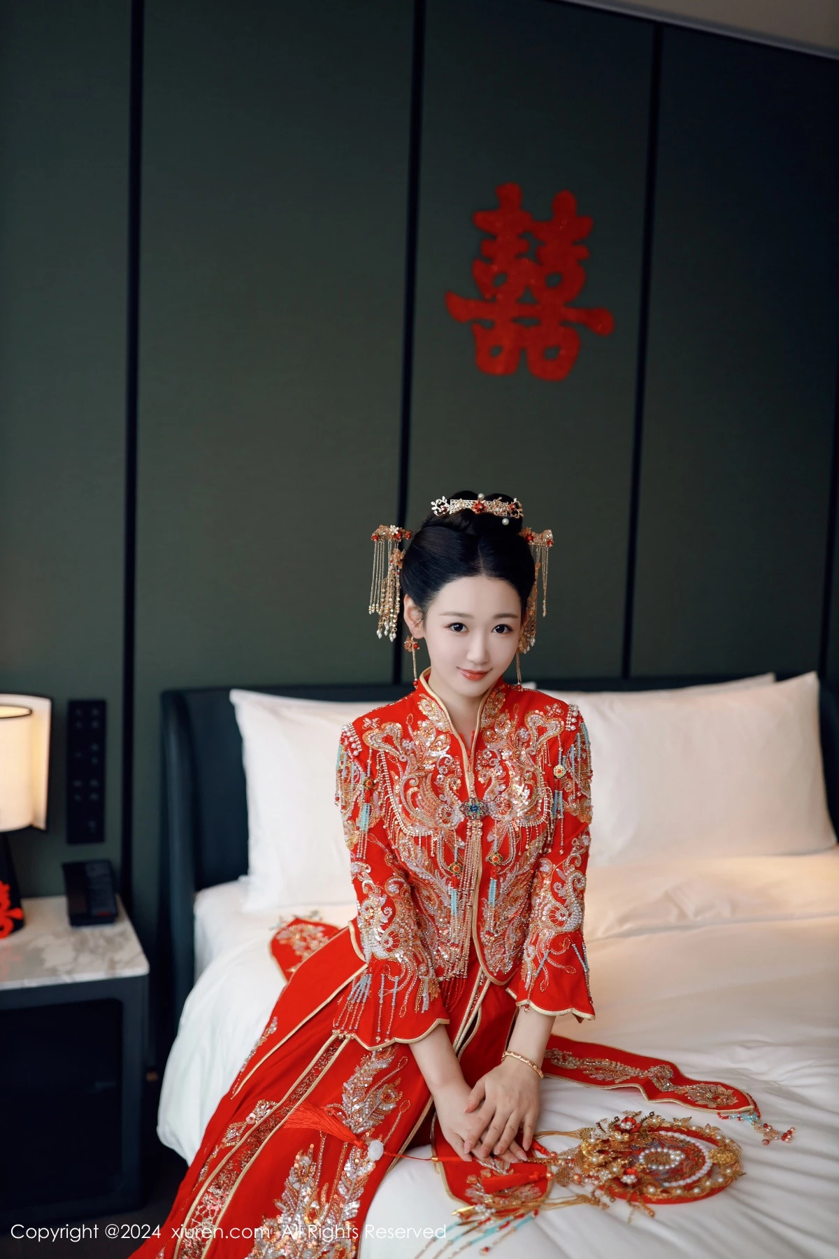 [[XiuRen秀人网]秀人网]No.8972_模特唐安琪性感红色新娘服饰露红色内衣配超薄肉丝撩人诱惑写真79P