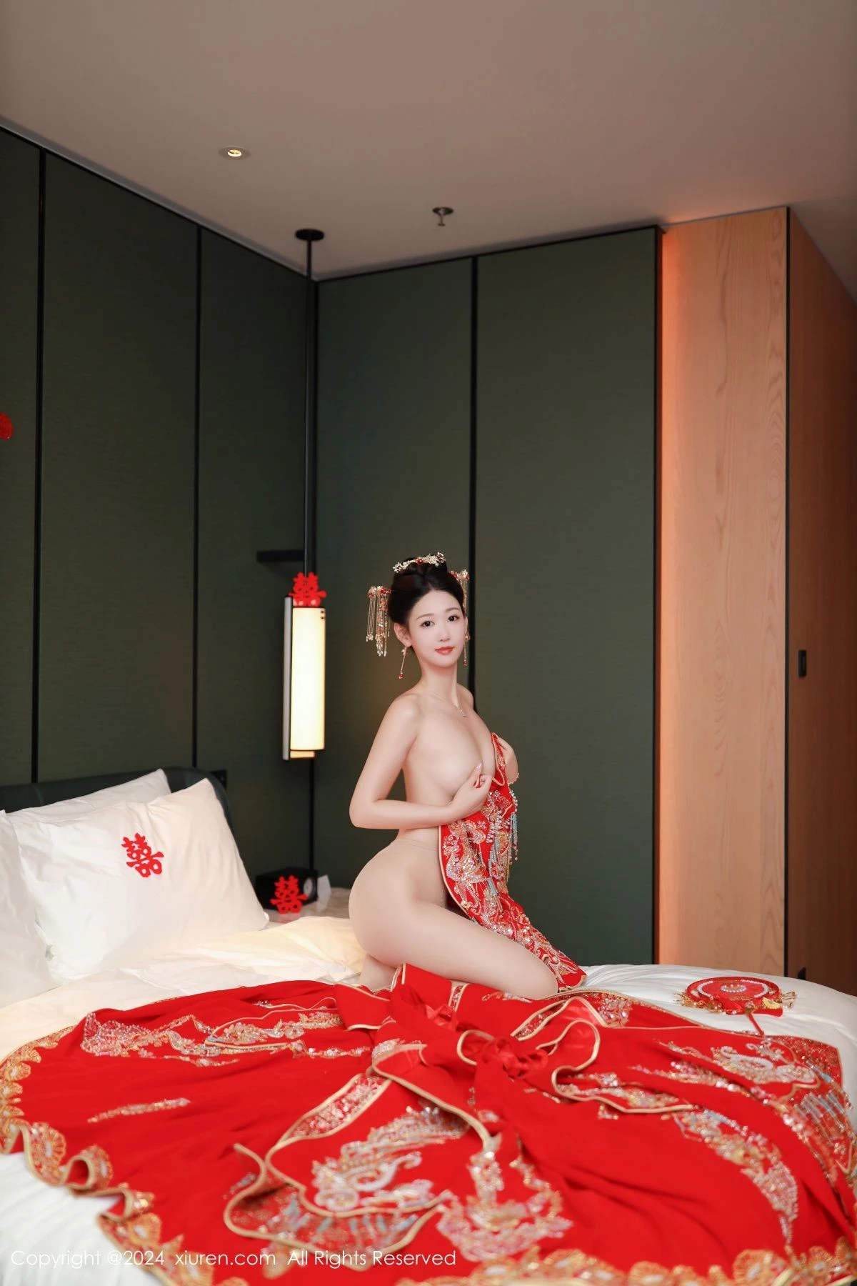 [[XiuRen秀人网]秀人网]No.8972_模特唐安琪性感红色新娘服饰露红色内衣配超薄肉丝撩人诱惑写真79P