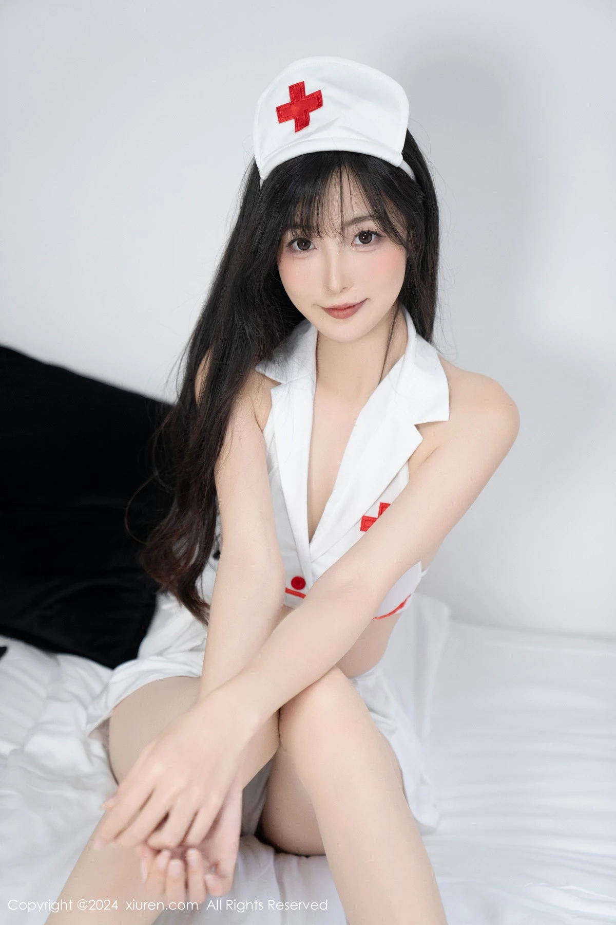 [[XiuRen秀人网]秀人网]No.8980_模特林星阑性感护士制服+白色包臀裙配超薄肉丝撩人诱惑写真102P