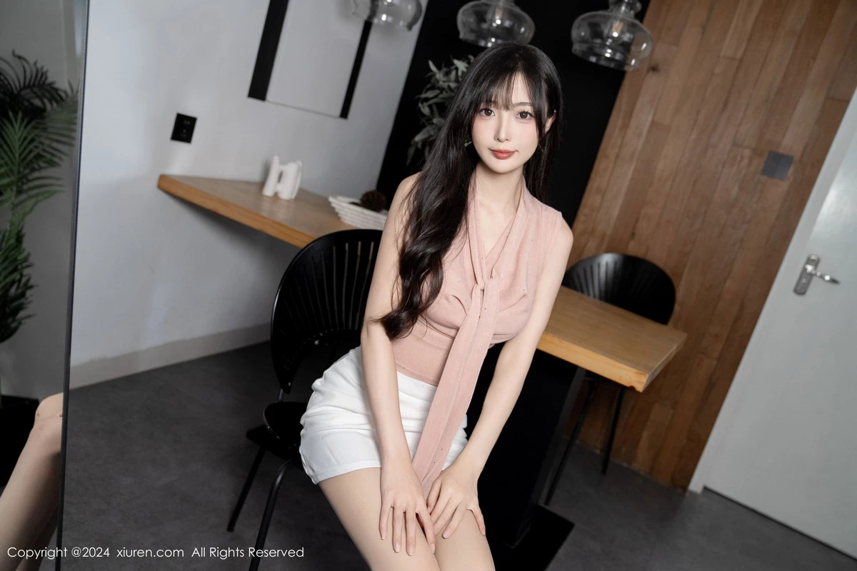 [[XiuRen秀人网]秀人网]No.8980_模特林星阑性感护士制服+白色包臀裙配超薄肉丝撩人诱惑写真102P