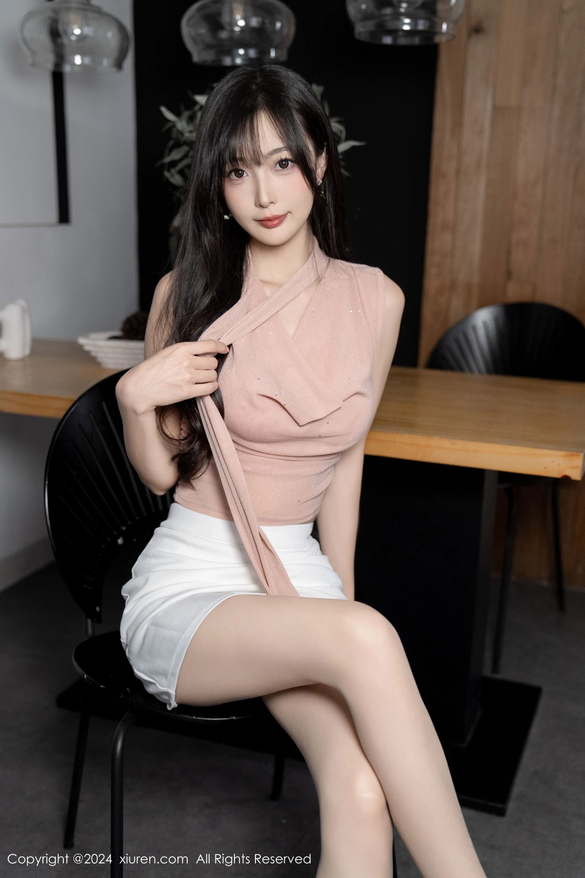 [[XiuRen秀人网]秀人网]No.8980_模特林星阑性感护士制服+白色包臀裙配超薄肉丝撩人诱惑写真102P