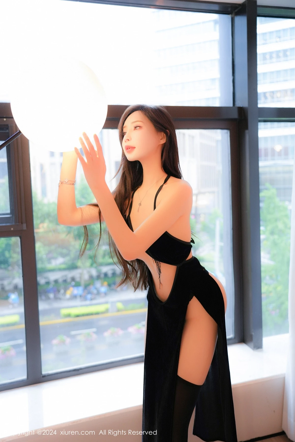 [[XiuRen秀人网]秀人网]No.8990_女神Carol周妍希X性感黑色情趣内衣配黑丝袜秀丰满身材诱惑写真79P